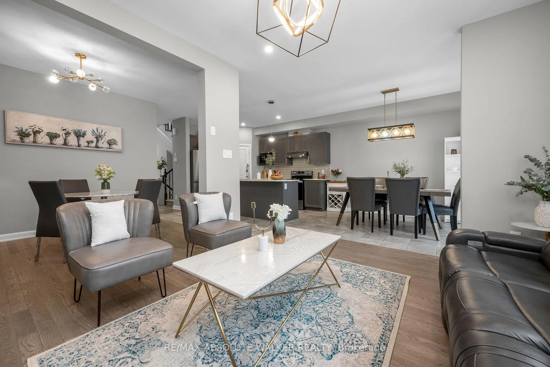 Photo 5 of 335 Cloyne Crescent, Ottawa, Barrhaven - Half Moon Bay — HOMEH