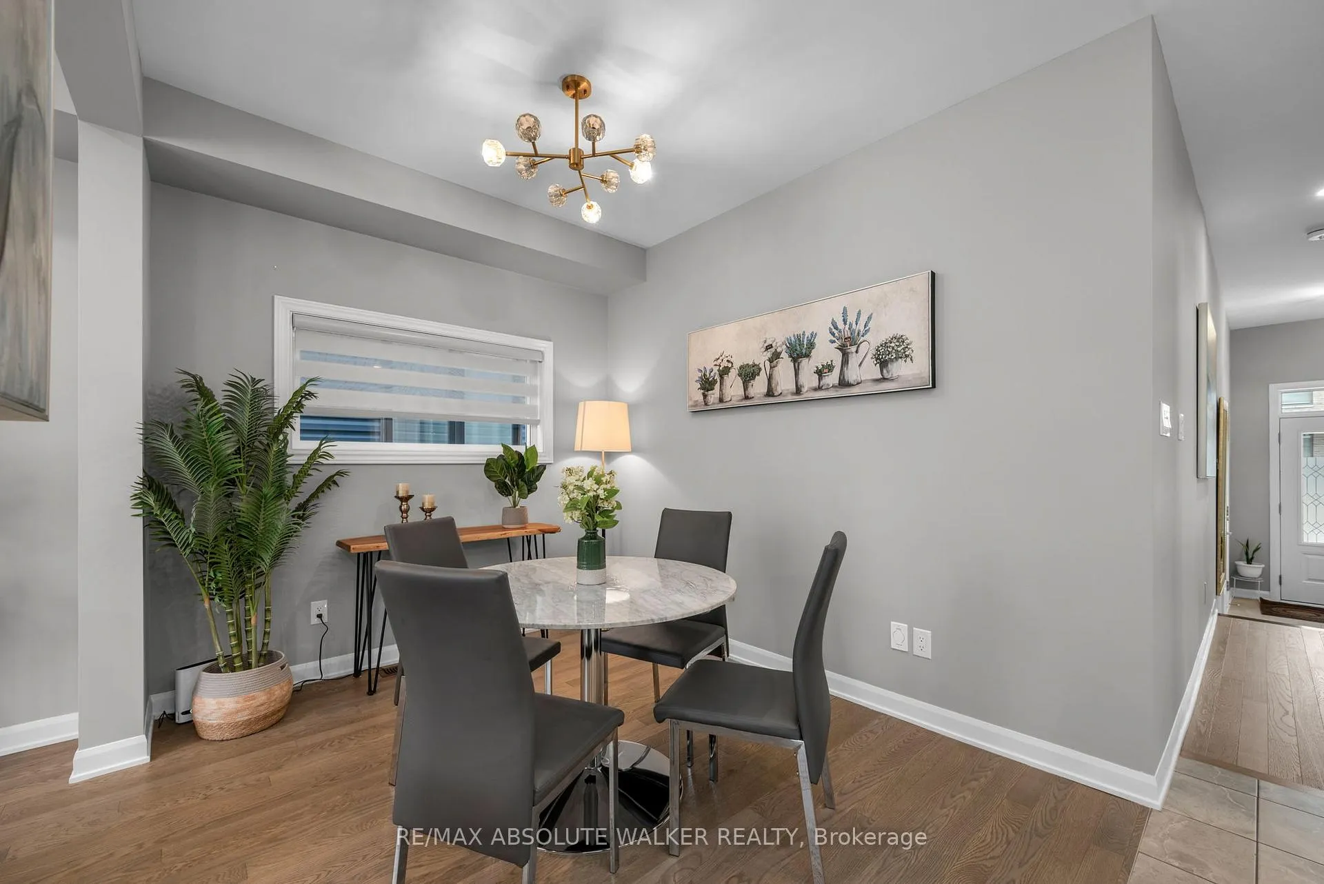 Photo 10 of 335 Cloyne Crescent, Ottawa, Barrhaven - Half Moon Bay — HOMEH