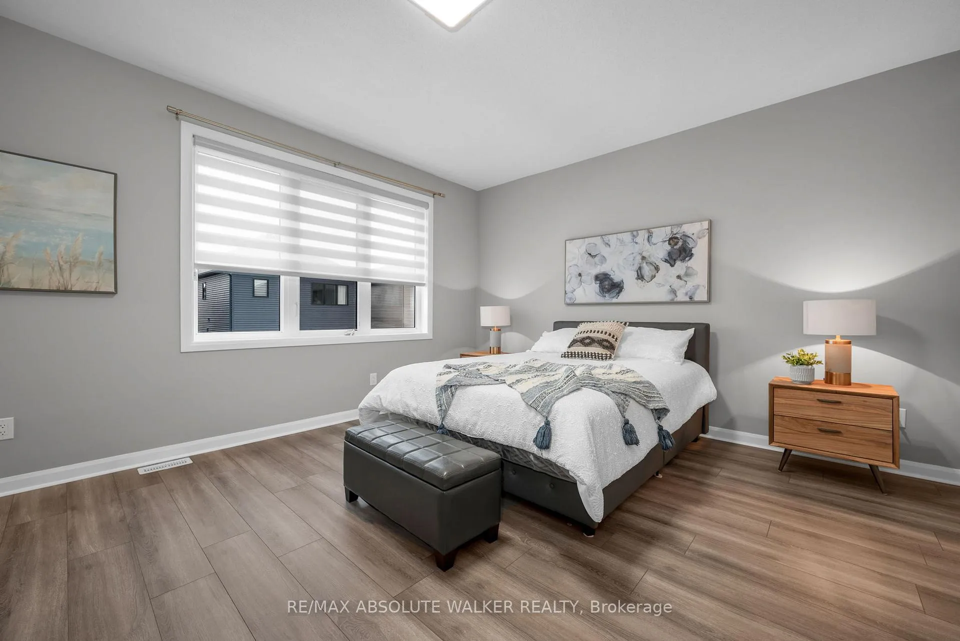 Photo 17 of 335 Cloyne Crescent, Ottawa, Barrhaven - Half Moon Bay — HOMEH