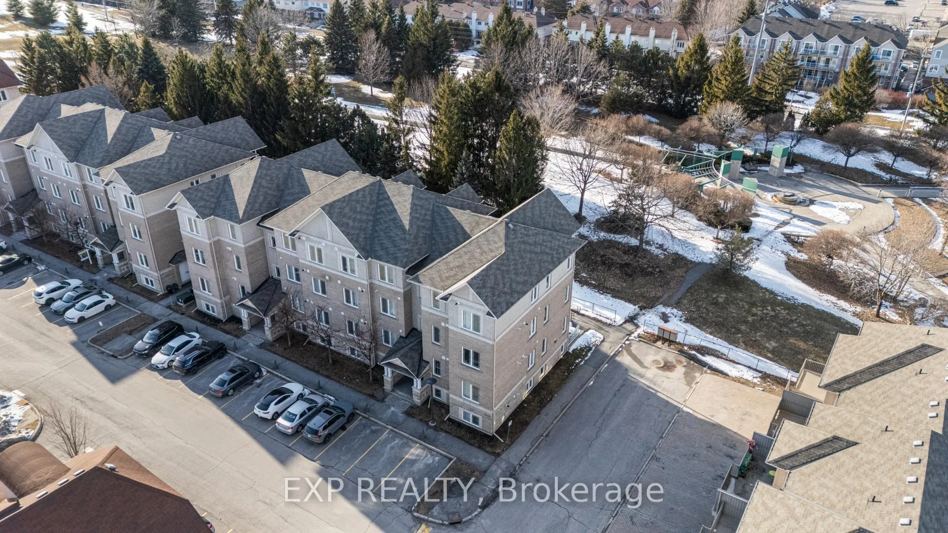 Photo 3 of Unit 2, 385 Paseo Private, Ottawa, Centrepointe — HOMEH