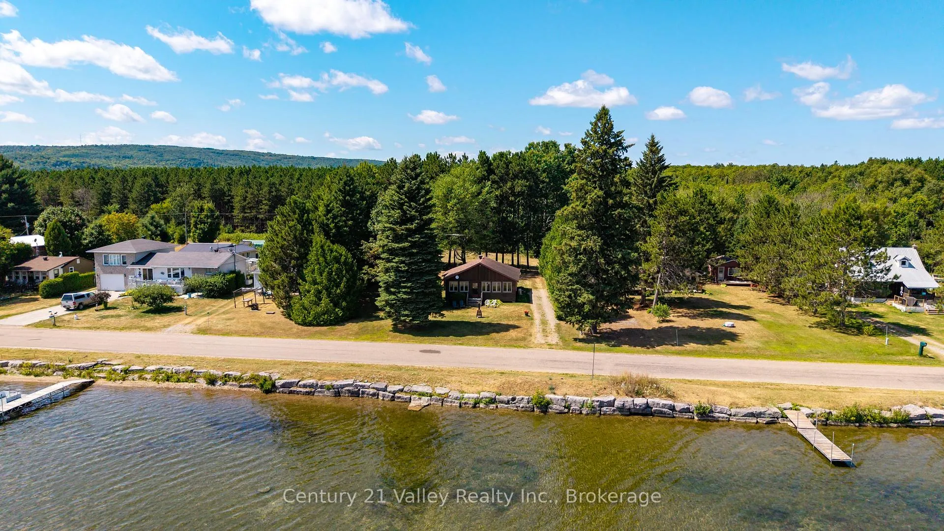 Photo 1 of 1077 Lake Clear Road, Bonnechere Valley, Eganville/Bonnechere Twp — HOMEH