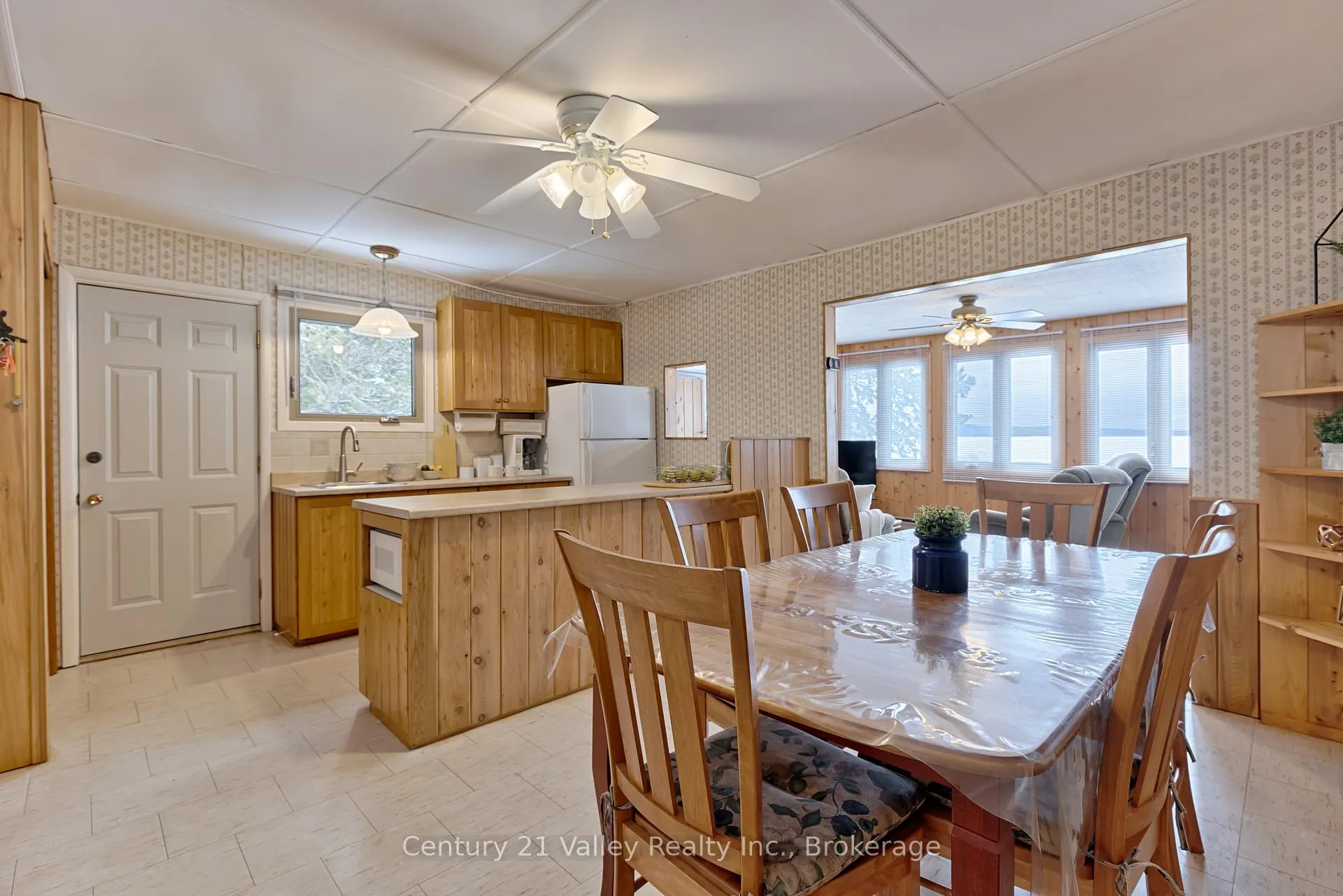Photo 26 of 1077 Lake Clear Road, Bonnechere Valley, Eganville/Bonnechere Twp — HOMEH