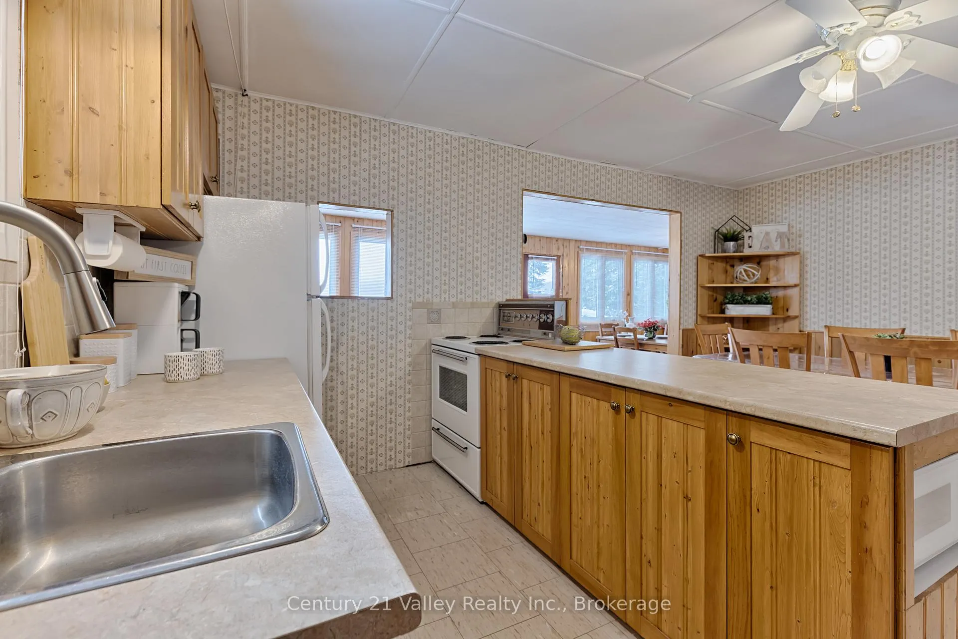 Photo 30 of 1077 Lake Clear Road, Bonnechere Valley, Eganville/Bonnechere Twp — HOMEH