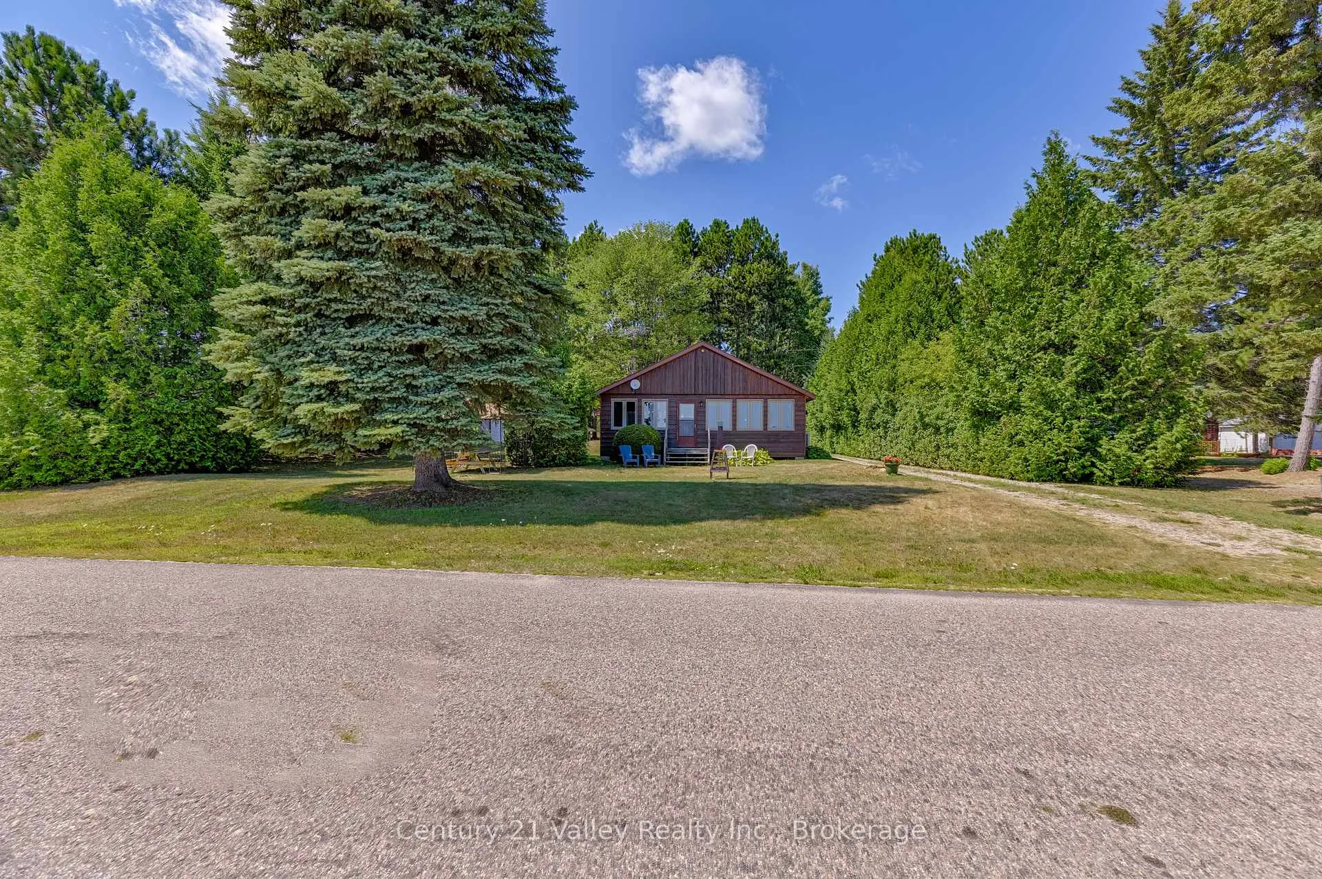 Photo 43 of 1077 Lake Clear Road, Bonnechere Valley, Eganville/Bonnechere Twp — HOMEH