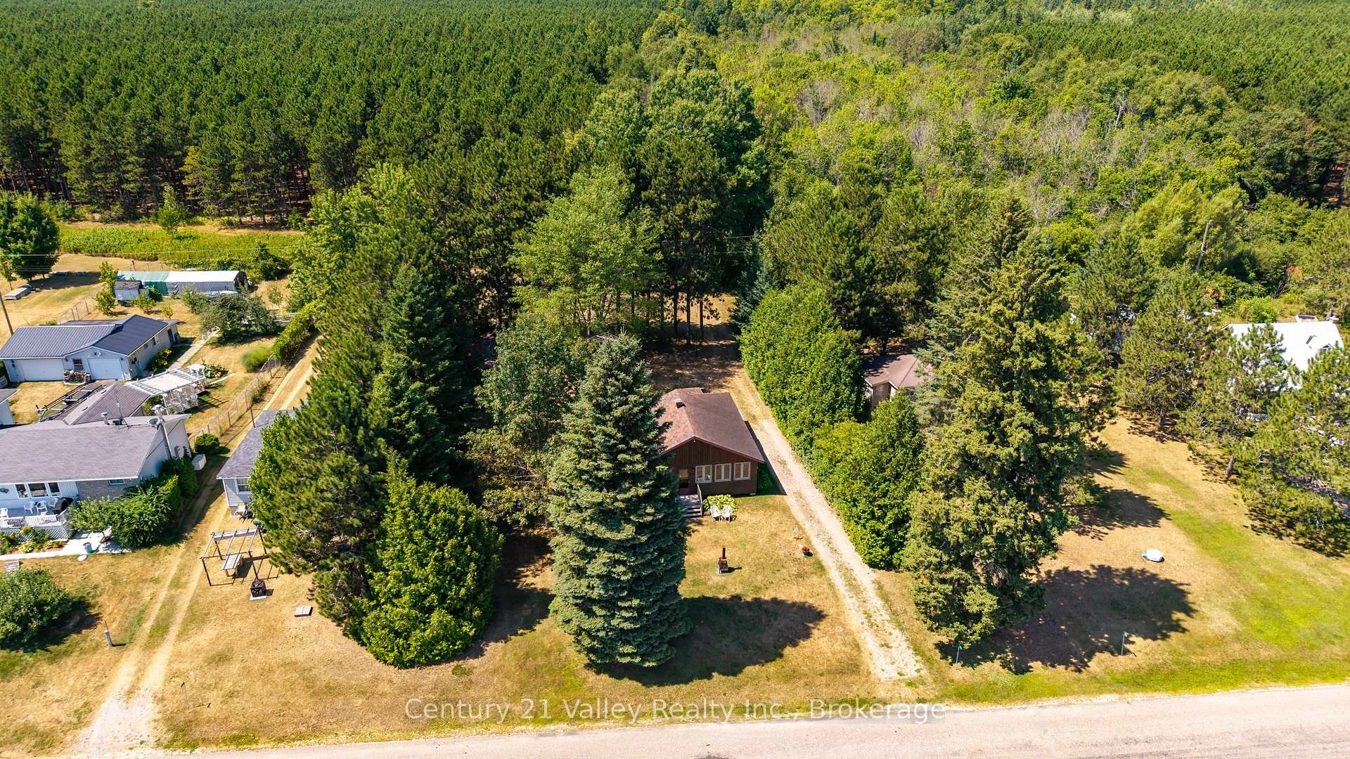 Photo 44 of 1077 Lake Clear Road, Bonnechere Valley, Eganville/Bonnechere Twp — HOMEH