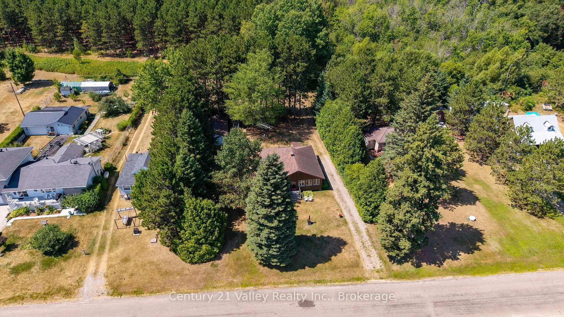 Photo 45 of 1077 Lake Clear Road, Bonnechere Valley, Eganville/Bonnechere Twp — HOMEH
