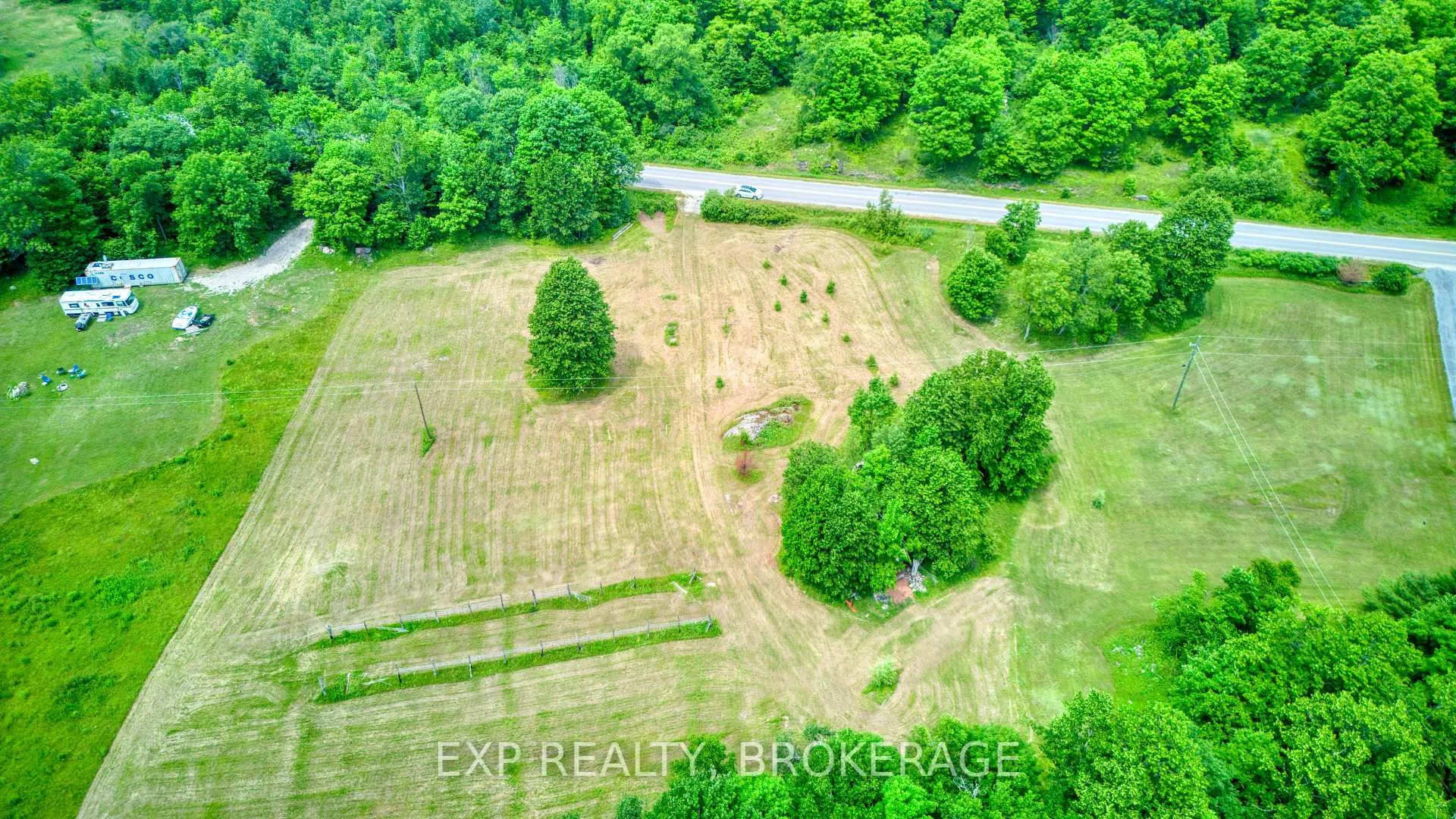 Photo 14 of 2260 Fifth Lake Road, Frontenac, Frontenac Centre — HOMEH