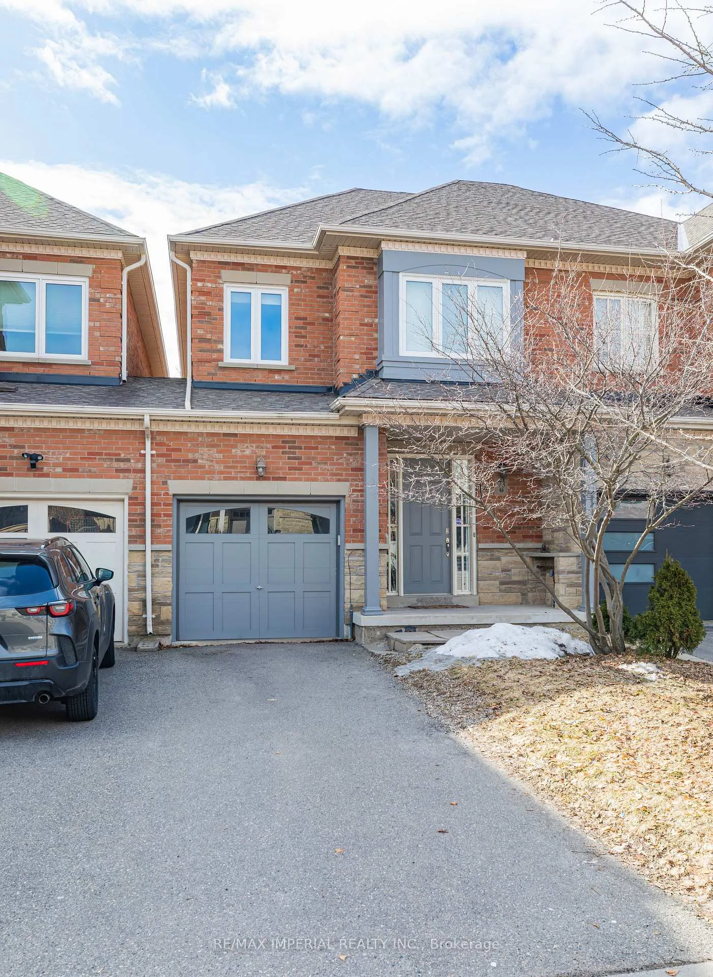 Photo 1 of 73 Southvale Drive, Vaughan, Patterson — HOMEH