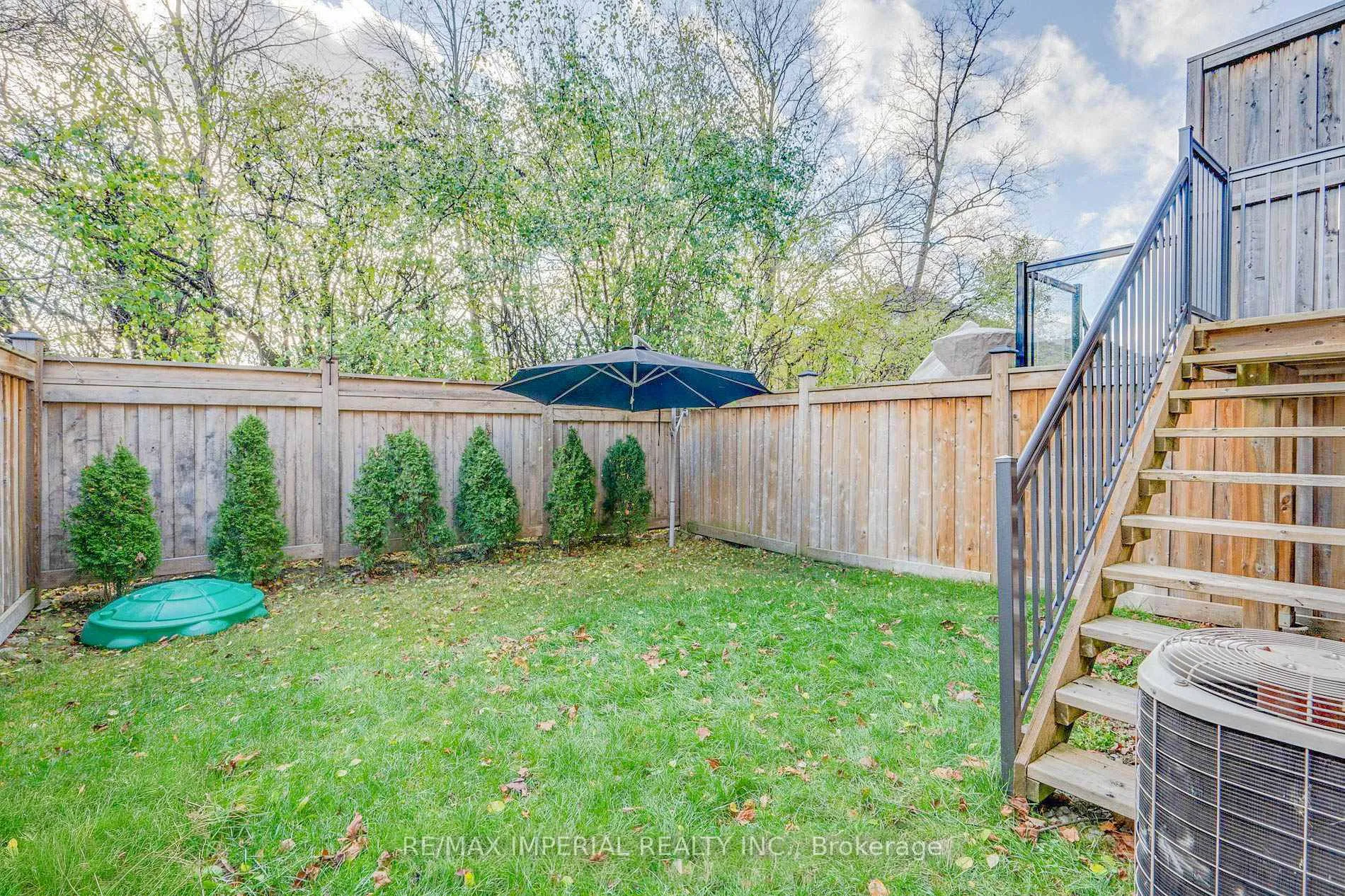 Photo 23 of 73 Southvale Drive, Vaughan, Patterson — HOMEH