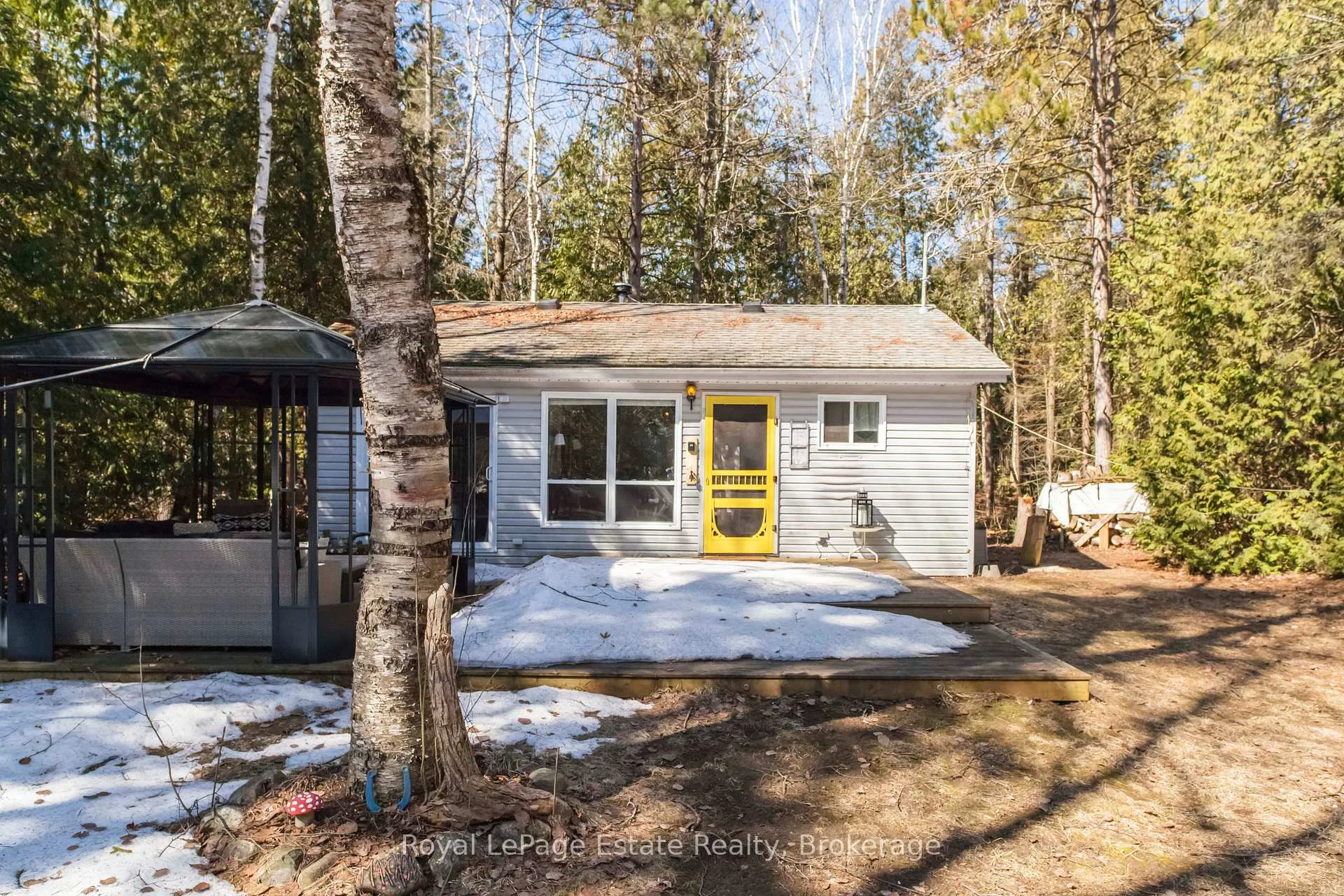 Photo 7 of 49 Thompson Avenue, Native Leased Lands — HOMEH