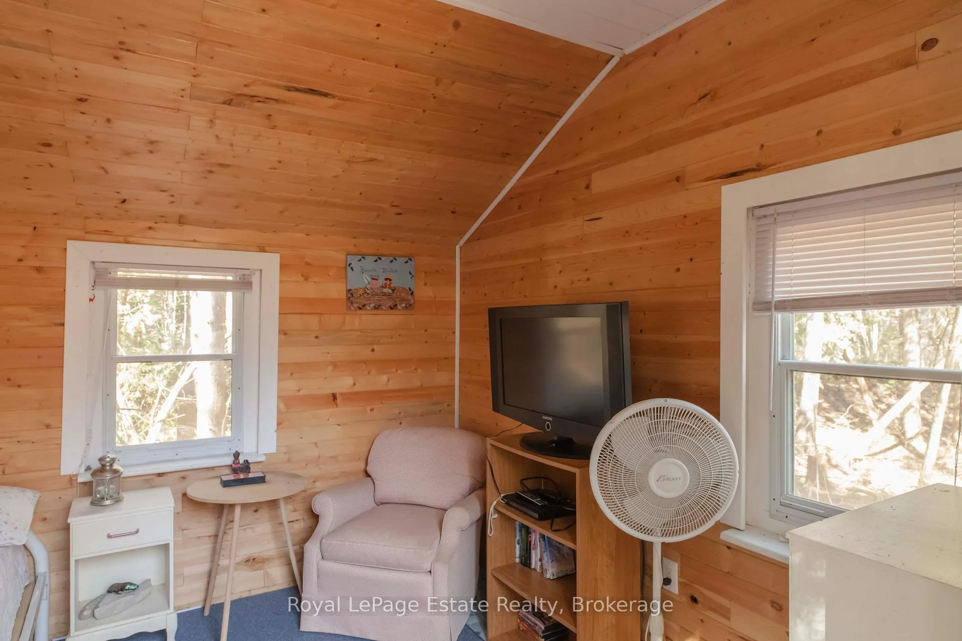 Photo 29 of 49 Thompson Avenue, Native Leased Lands — HOMEH