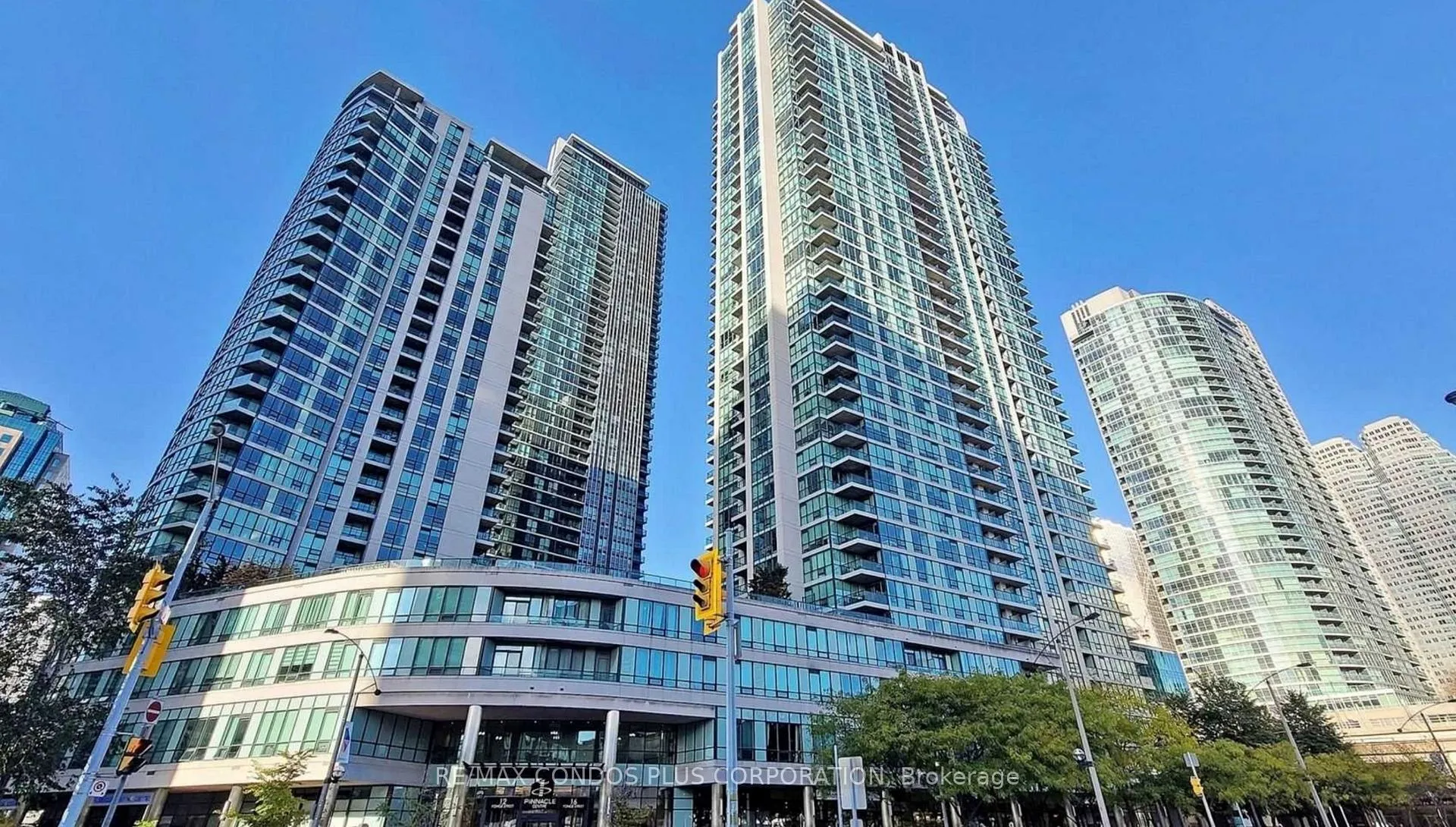 Front of Unit 3509, 16 Yonge Street