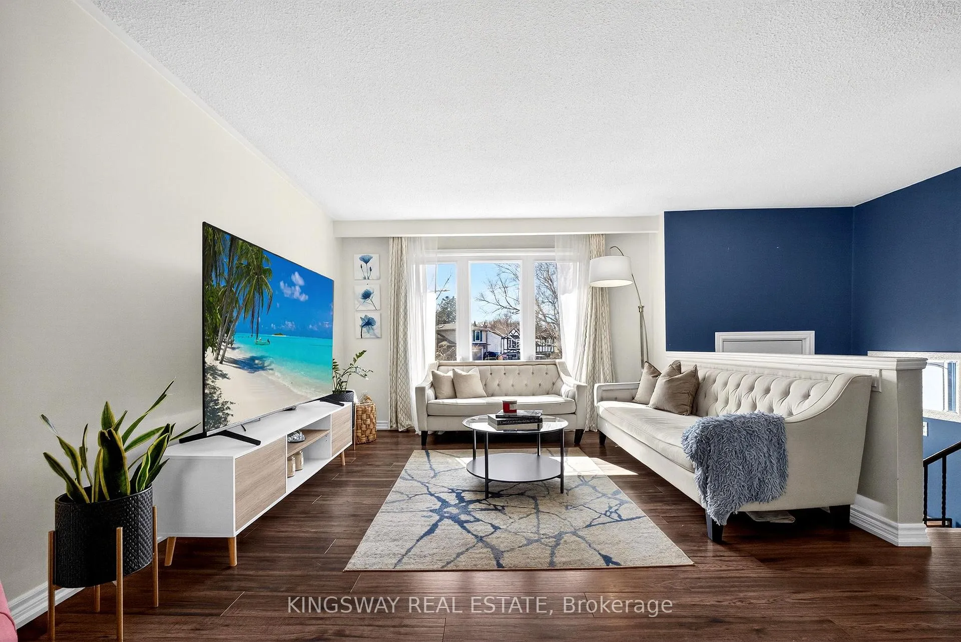Photo 8 of 602 Clare Place S, Burlington, Shoreacres — HOMEH