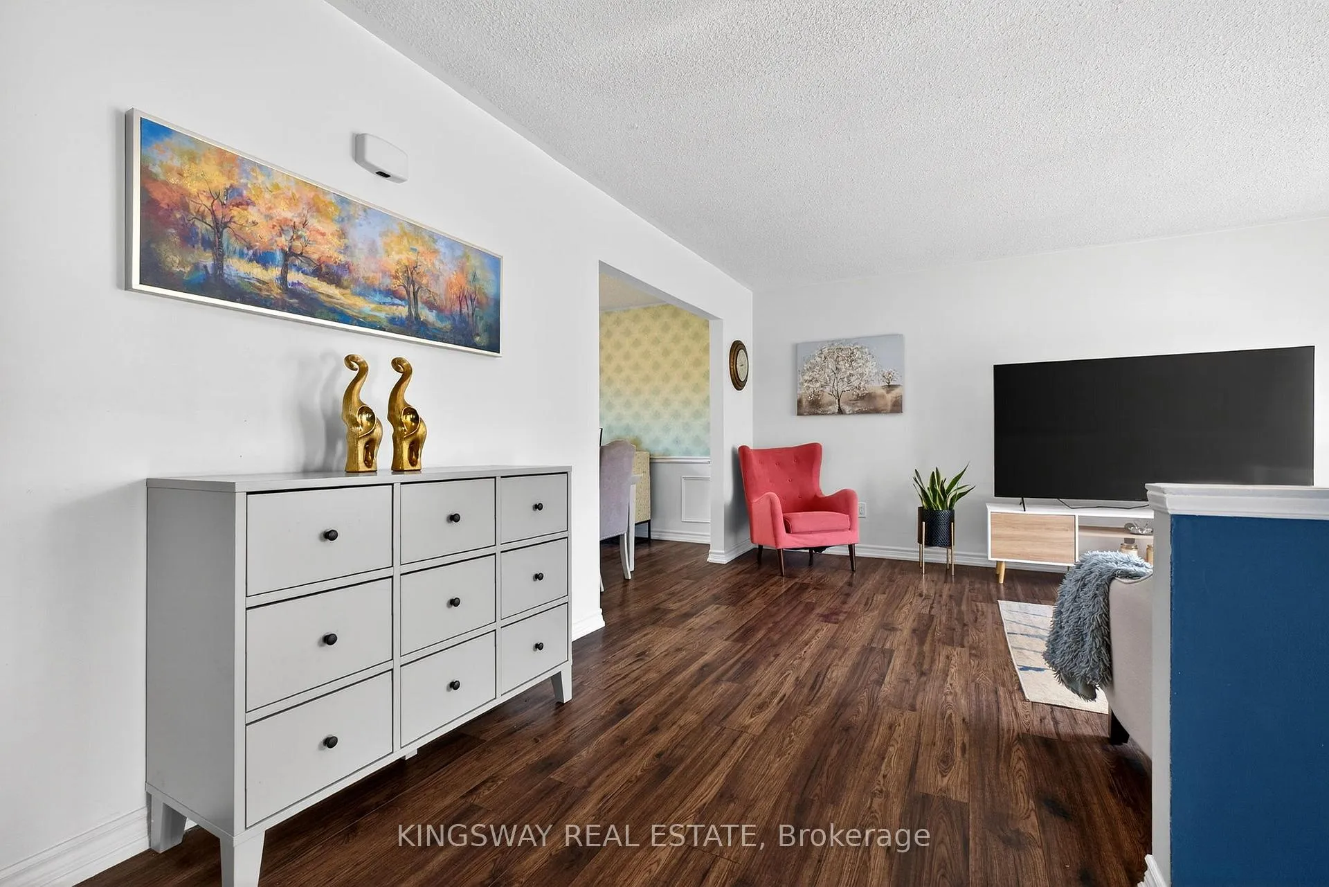 Photo 10 of 602 Clare Place S, Burlington, Shoreacres — HOMEH
