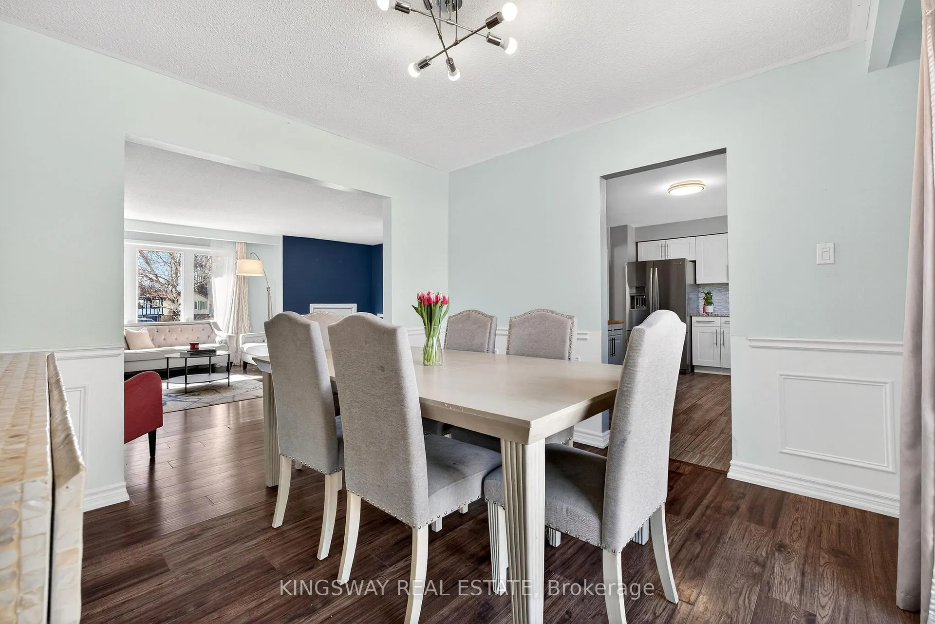 Photo 11 of 602 Clare Place S, Burlington, Shoreacres — HOMEH