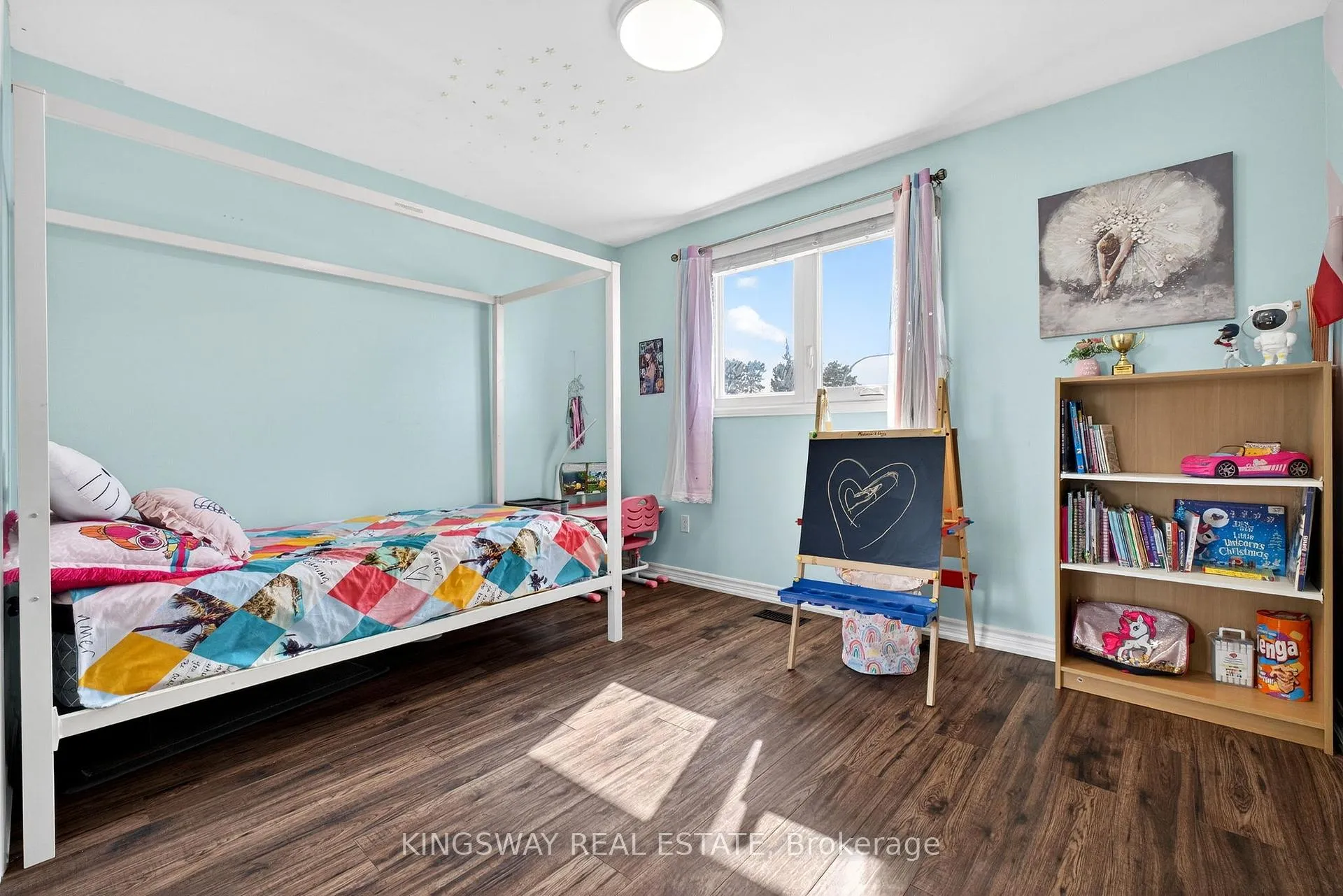 Photo 21 of 602 Clare Place S, Burlington, Shoreacres — HOMEH