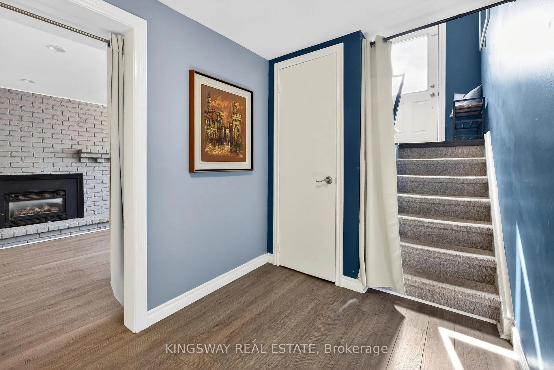Photo 25 of 602 Clare Place S, Burlington, Shoreacres — HOMEH