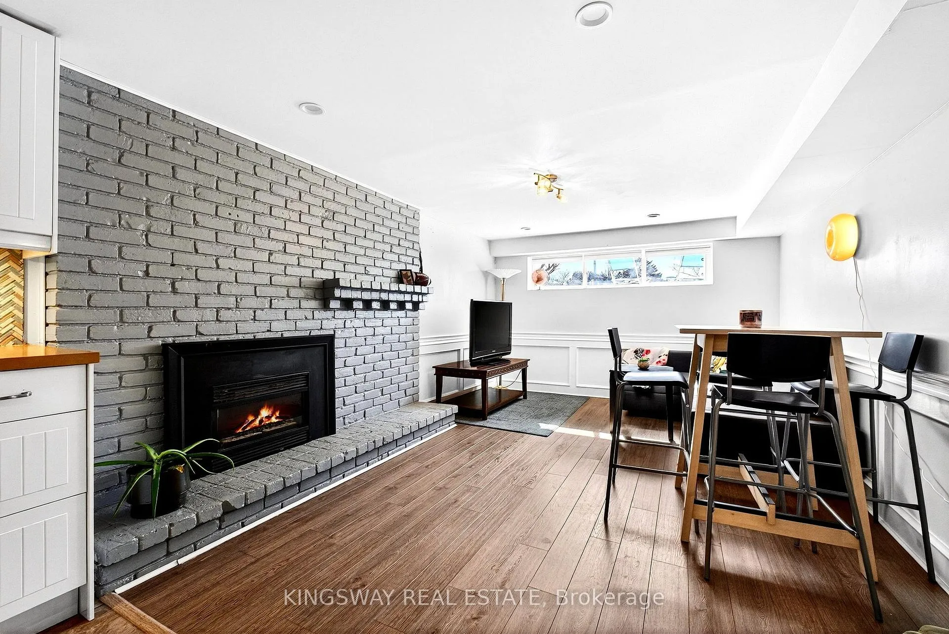 Photo 26 of 602 Clare Place S, Burlington, Shoreacres — HOMEH