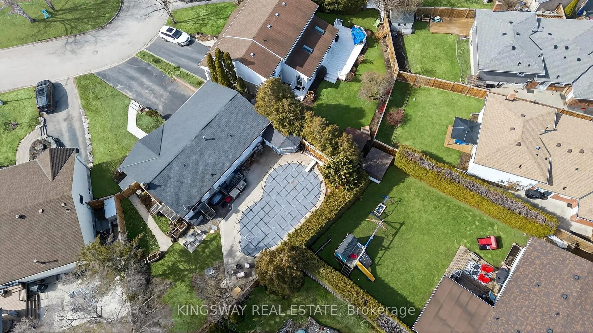 Photo 44 of 602 Clare Place S, Burlington, Shoreacres — HOMEH