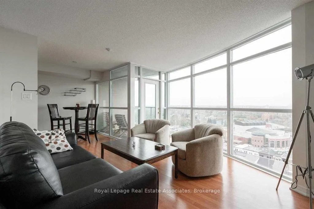Photo 5 of Unit 1804, 9 George Street N, Brampton, Downtown Brampton — HOMEH