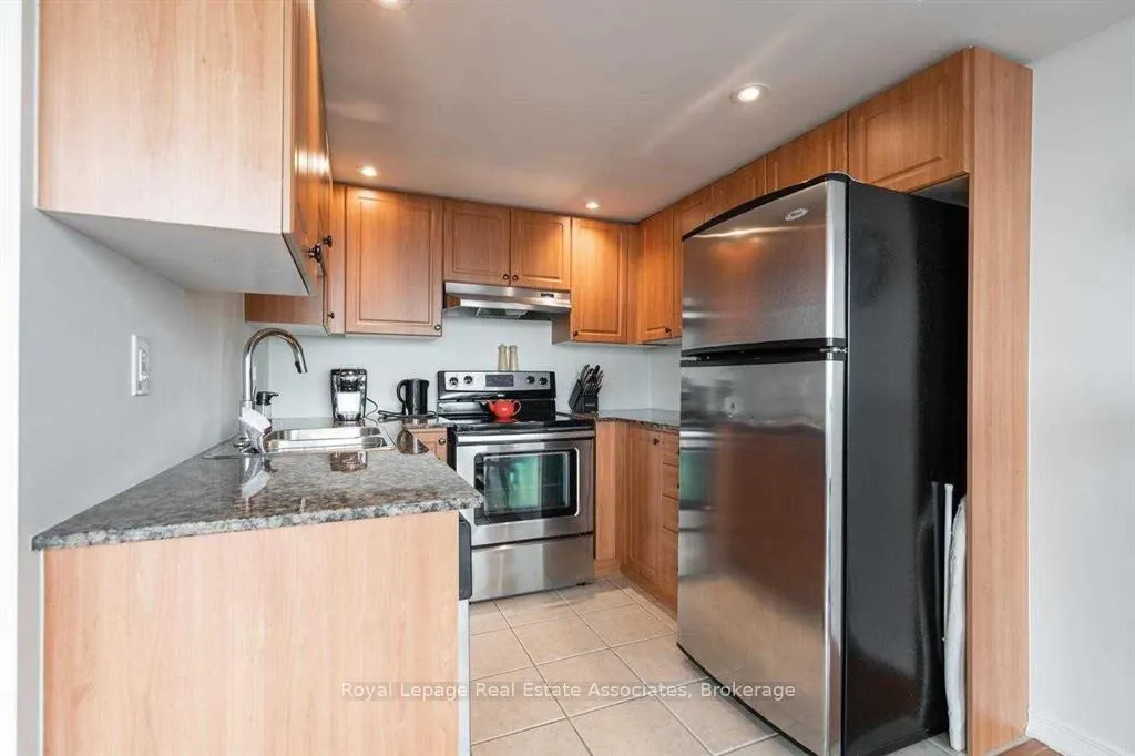 Photo 8 of Unit 1804, 9 George Street N, Brampton, Downtown Brampton — HOMEH