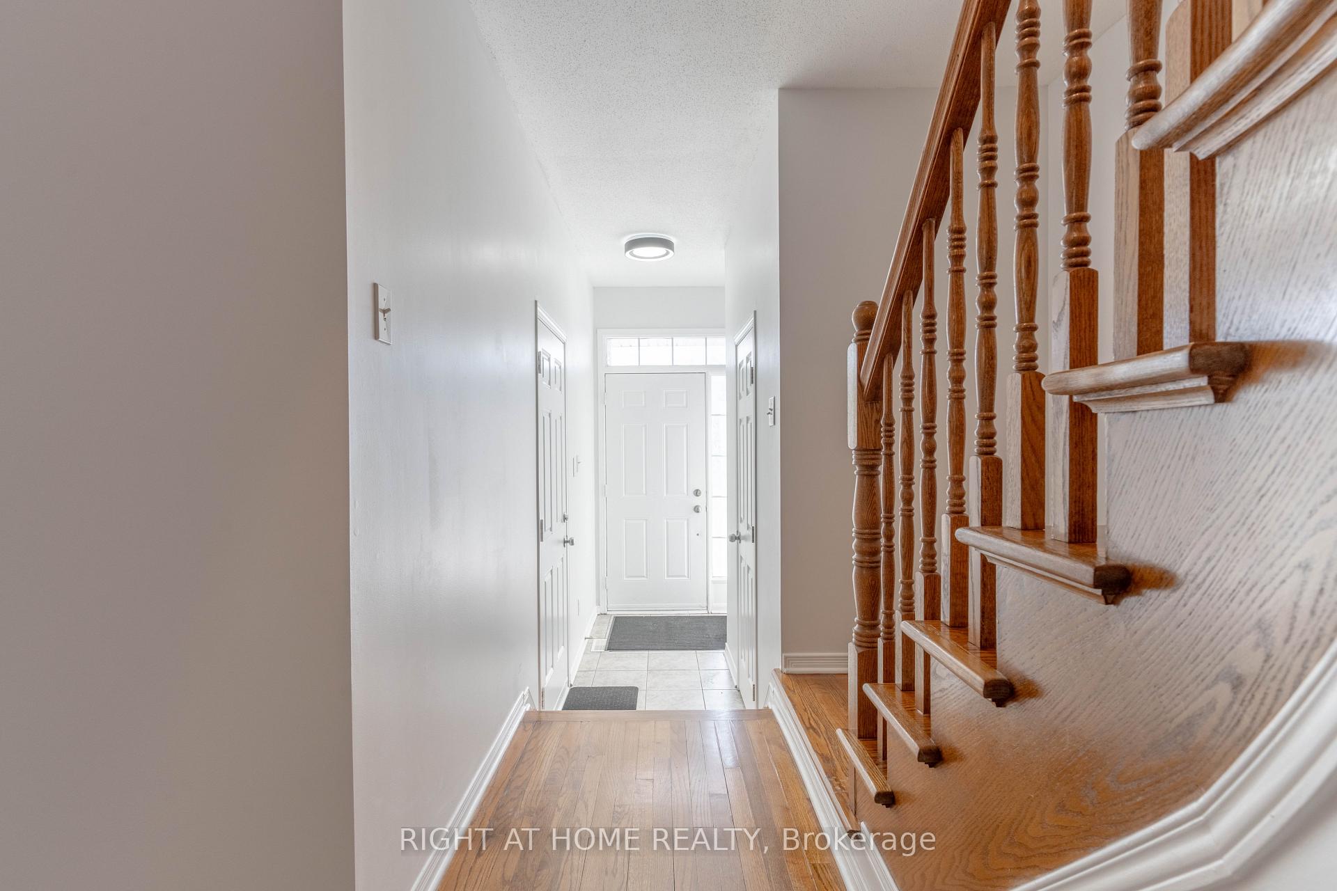 Photo 2 of 63 Colliston Crescent, Ottawa, Ridgemont — HOMEH