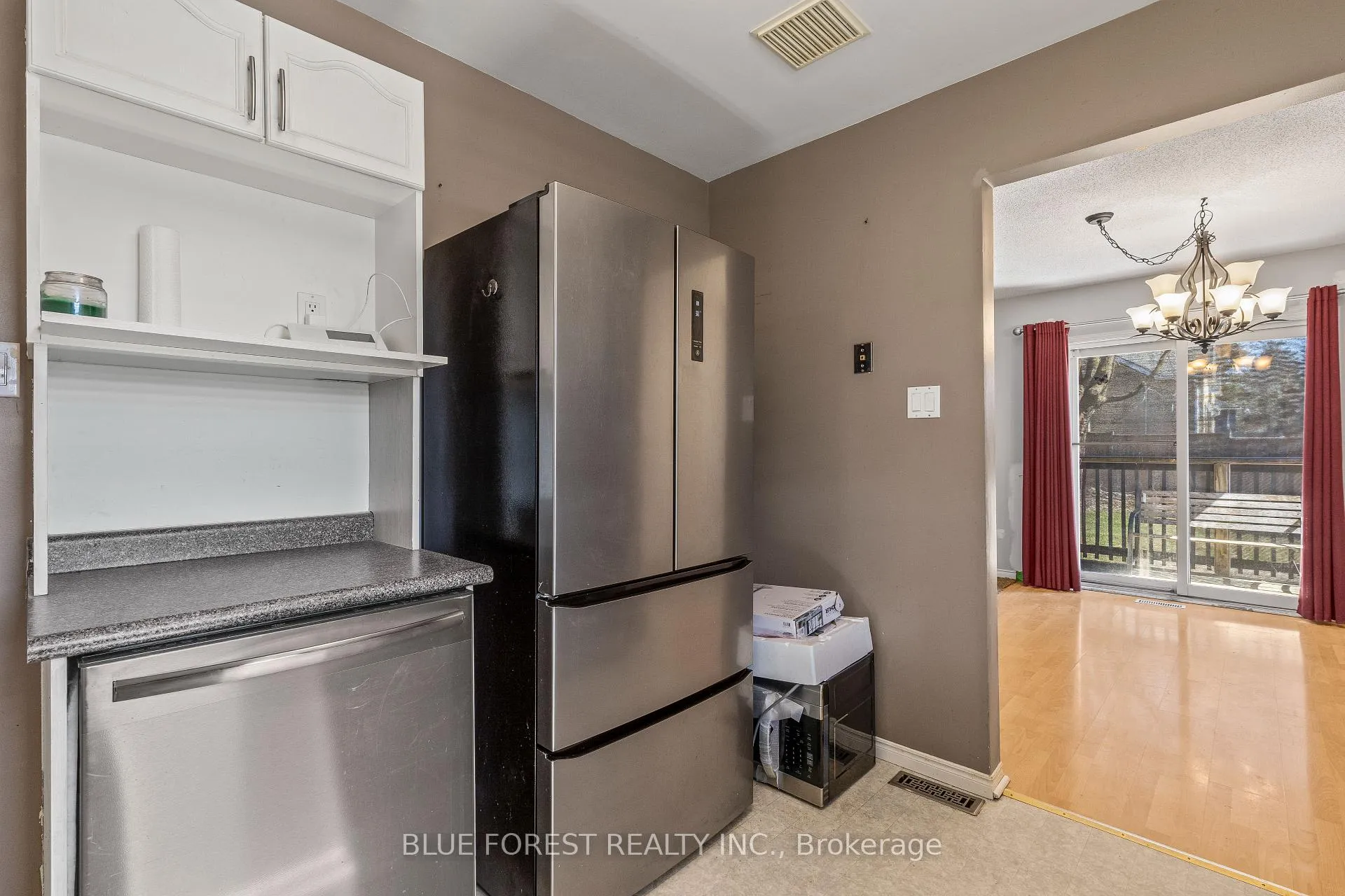Photo 7 of 260 Oak Street, Lucan Biddulph, Lucan — HOMEH