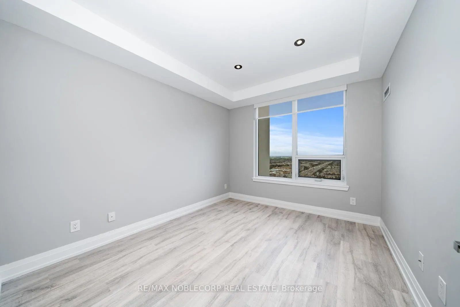 Photo 24 of Unit 1706, 3700 Highway 7 Road, Vaughan, Vaughan Corporate Centre — HOMEH