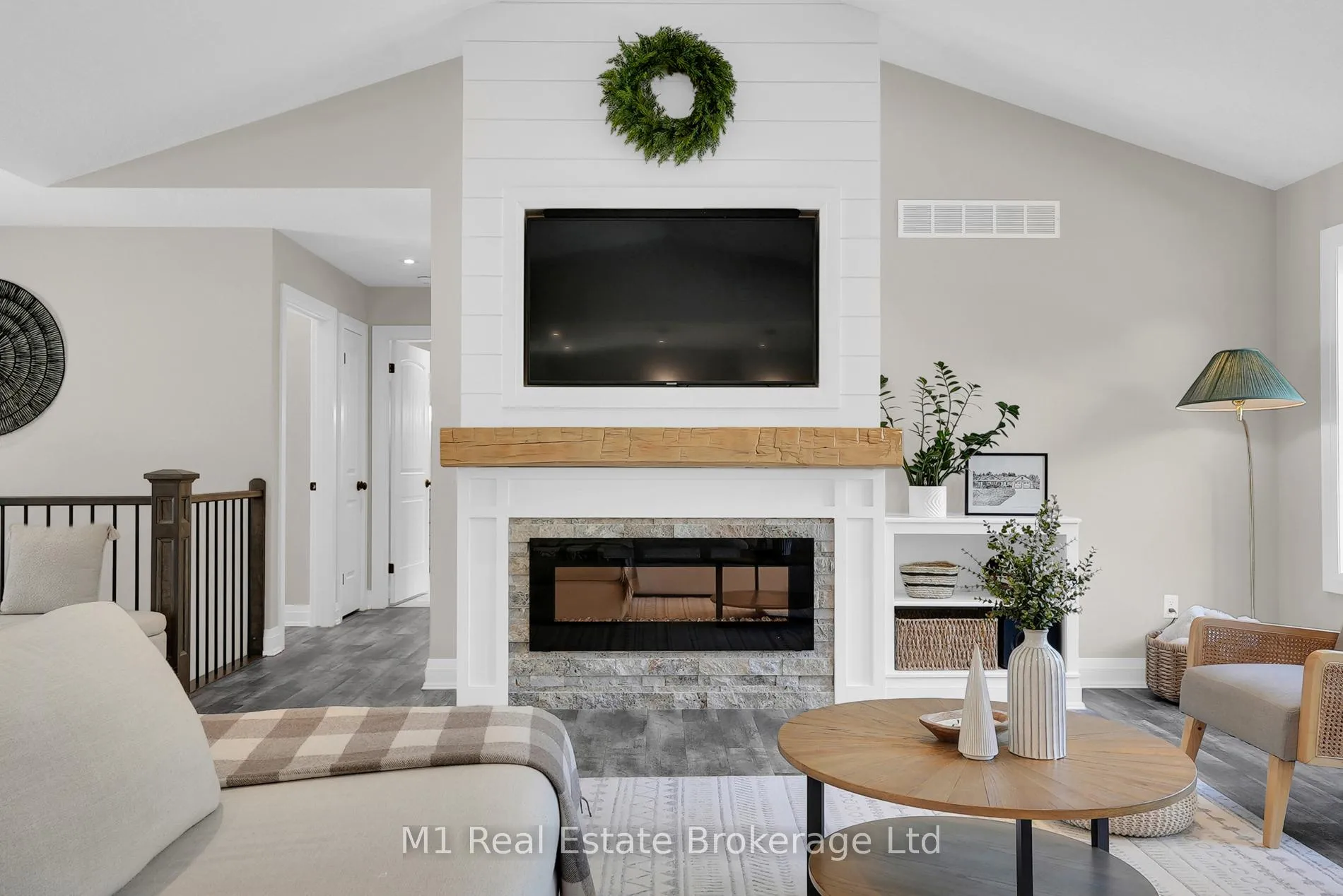 Photo 13 of 6572 12 Line, Minto — HOMEH