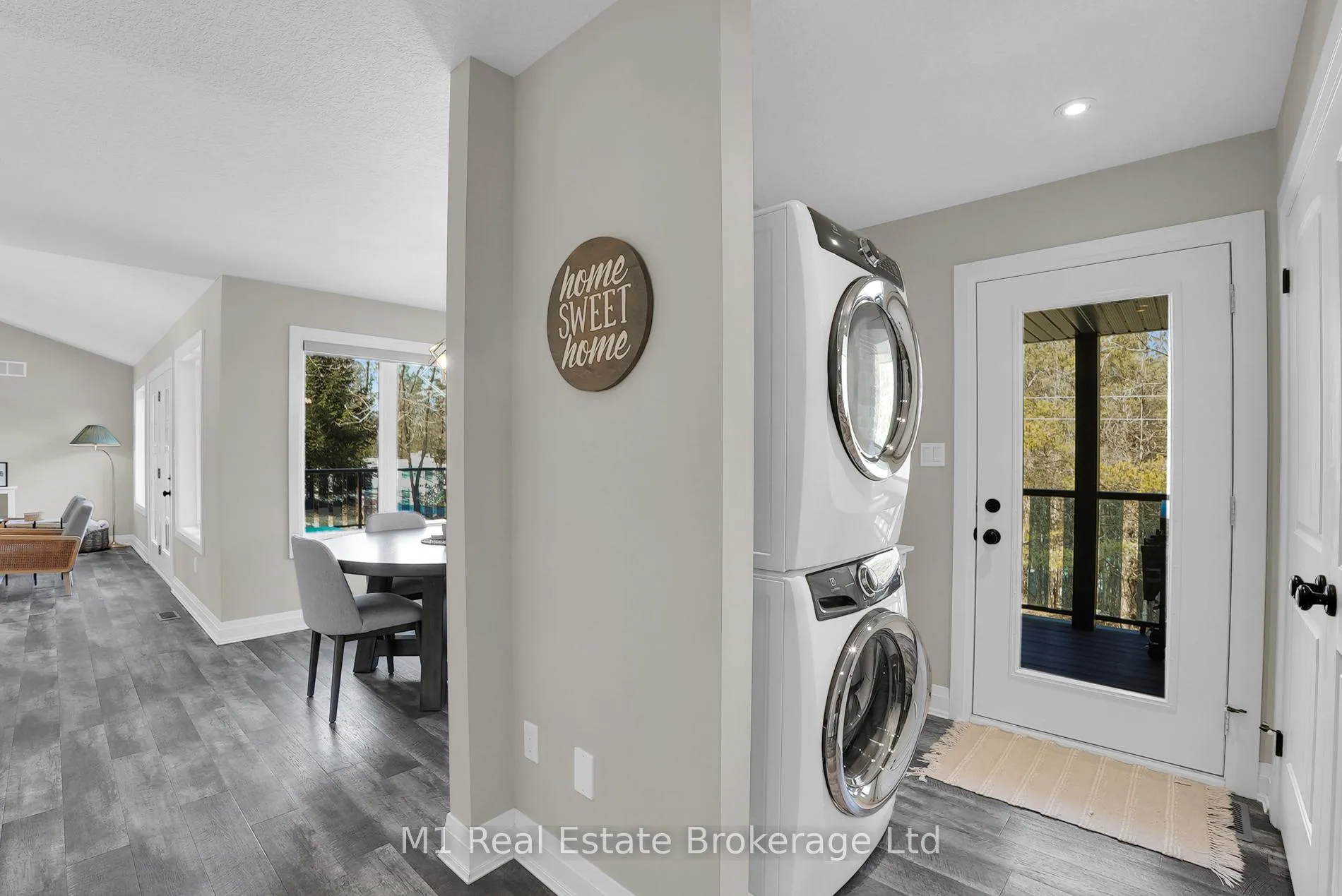 Photo 21 of 6572 12 Line, Minto — HOMEH