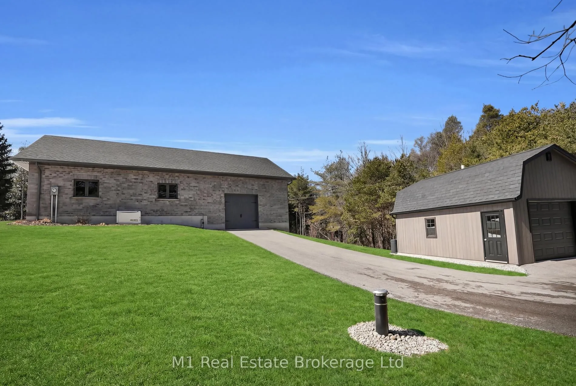 Photo 40 of 6572 12 Line, Minto — HOMEH