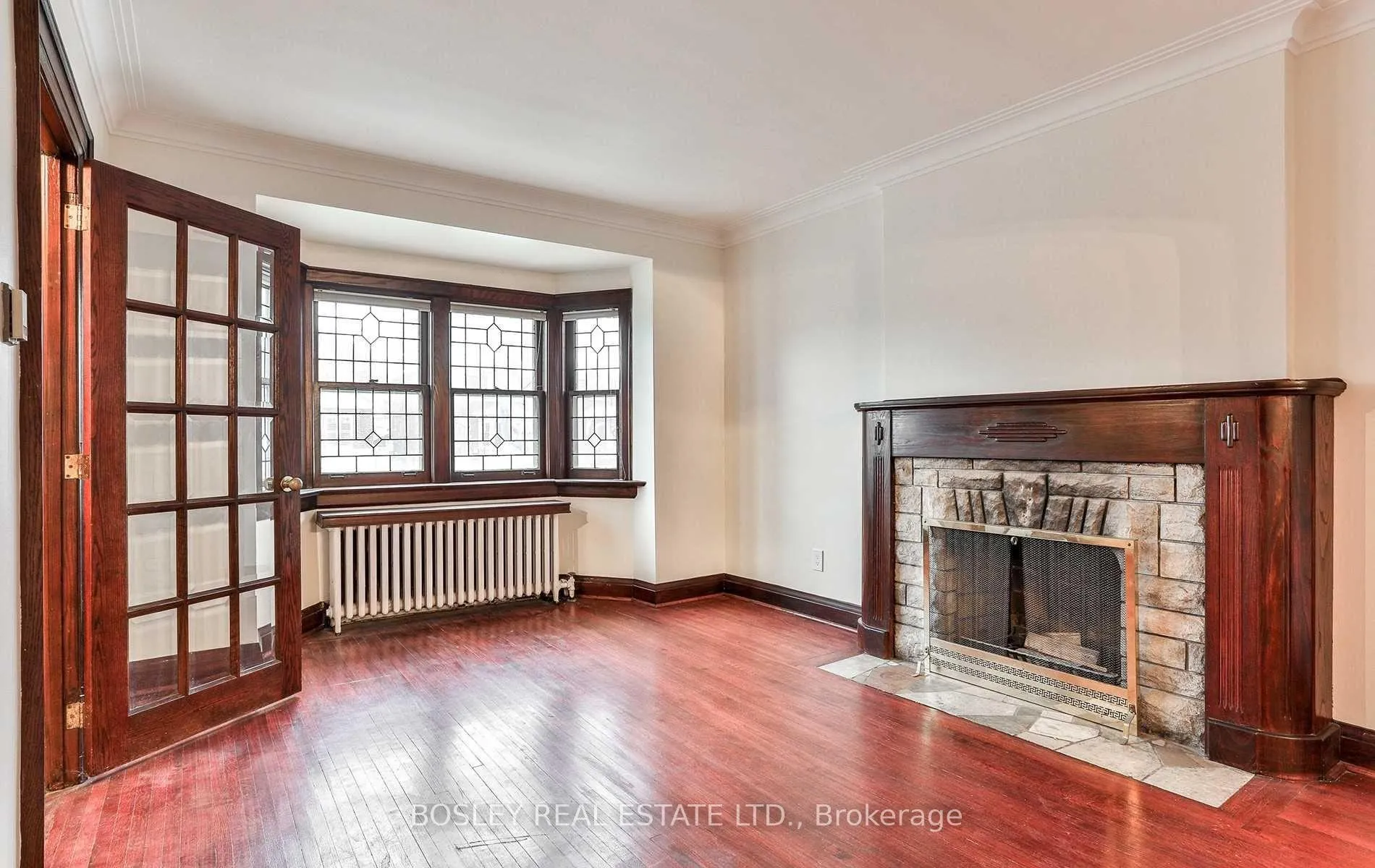 Photo 2 of 15 Rolph Road, Toronto, Leaside — HOMEH