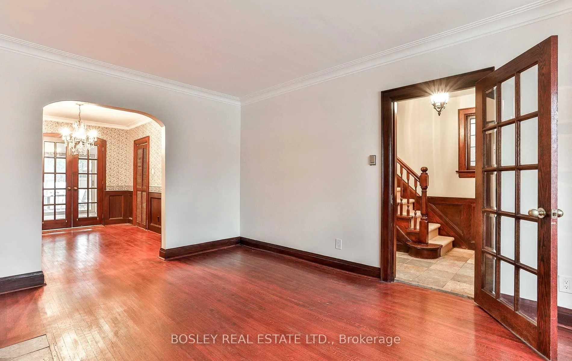 Photo 3 of 15 Rolph Road, Toronto, Leaside — HOMEH