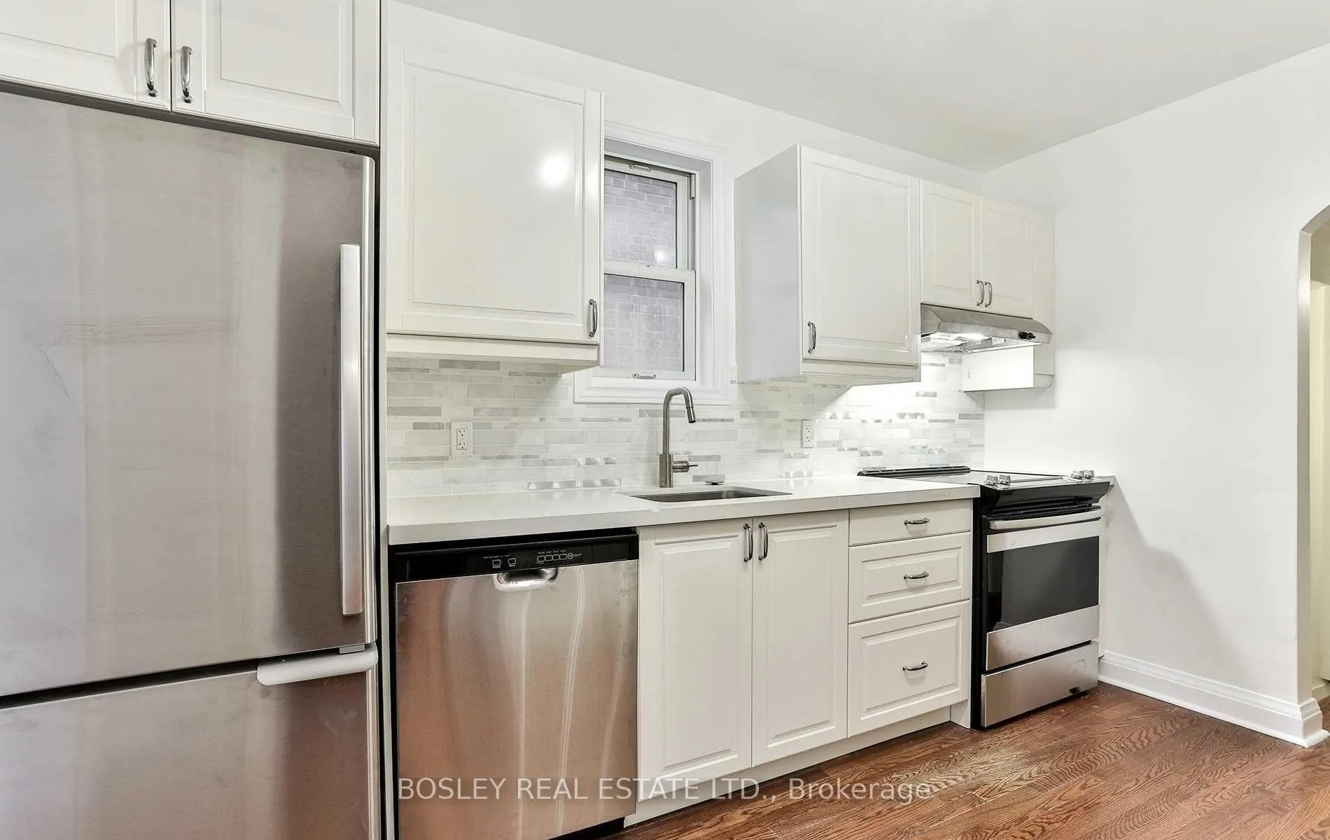 Photo 8 of 15 Rolph Road, Toronto, Leaside — HOMEH