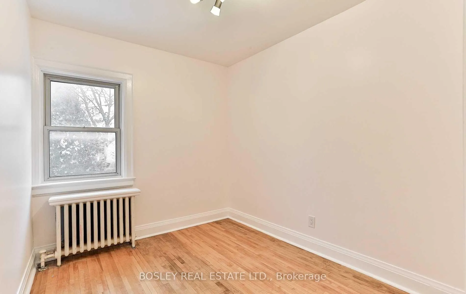 Photo 15 of 15 Rolph Road, Toronto, Leaside — HOMEH