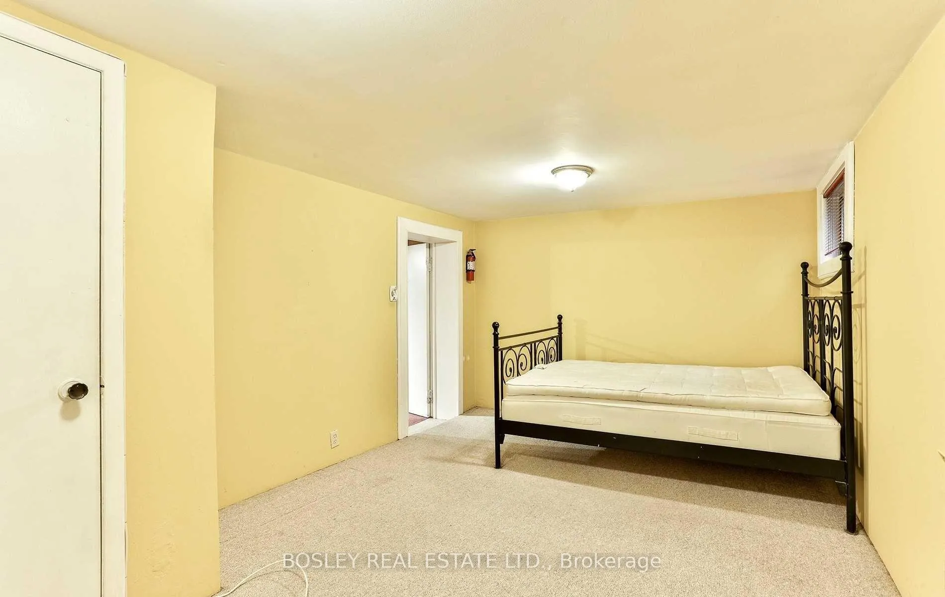 Photo 17 of 15 Rolph Road, Toronto, Leaside — HOMEH