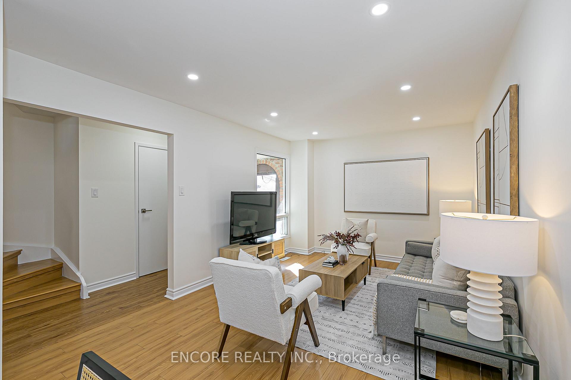 Photo 6 of 67 Cottsmore Crescent, Markham, Milliken Mills West — HOMEH