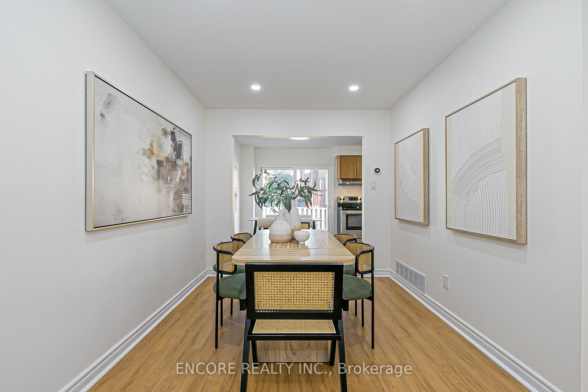 Photo 10 of 67 Cottsmore Crescent, Markham, Milliken Mills West — HOMEH