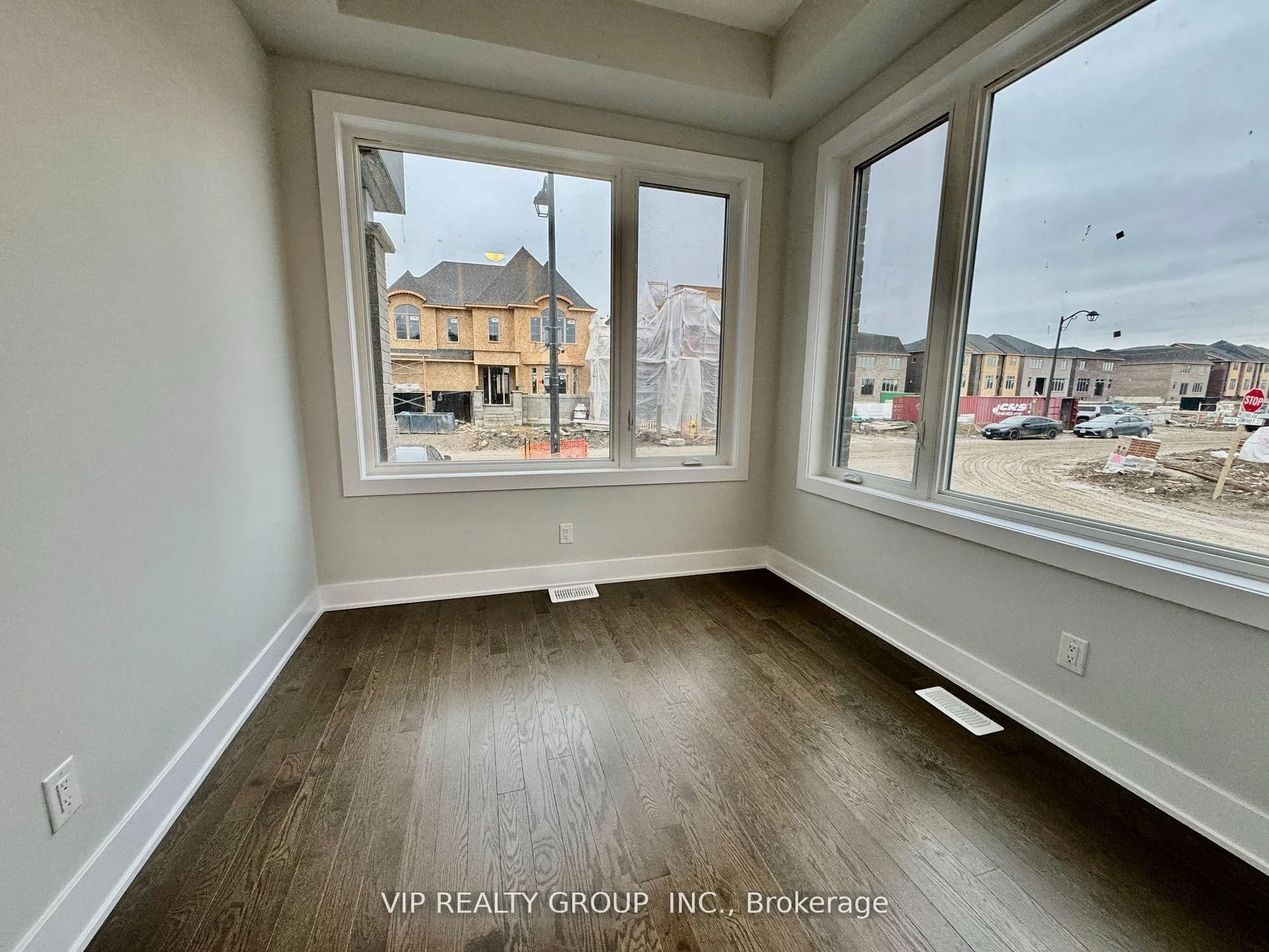 Photo 10 of 2 Harold Humphrey Street, Markham, Angus Glen — HOMEH