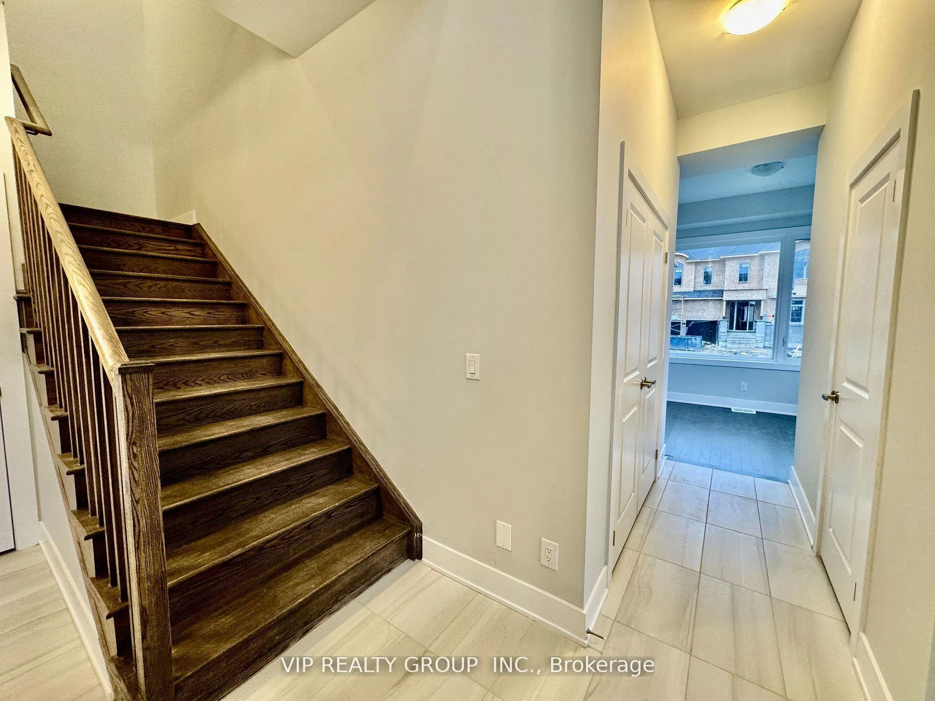Photo 11 of 2 Harold Humphrey Street, Markham, Angus Glen — HOMEH