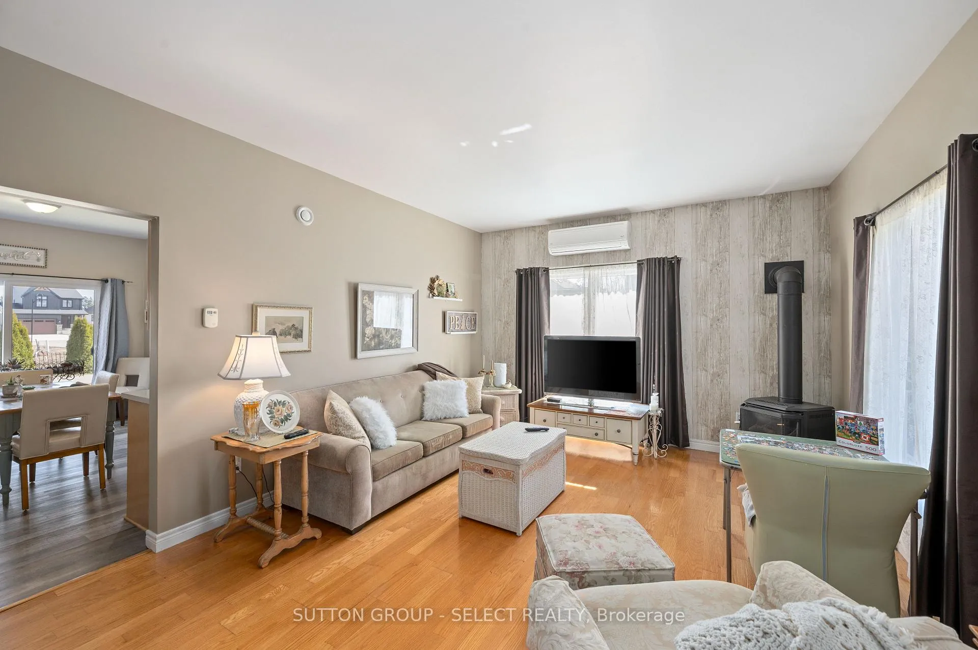 Photo 7 of 32 Robin Street, North Middlesex, Ailsa Craig — HOMEH