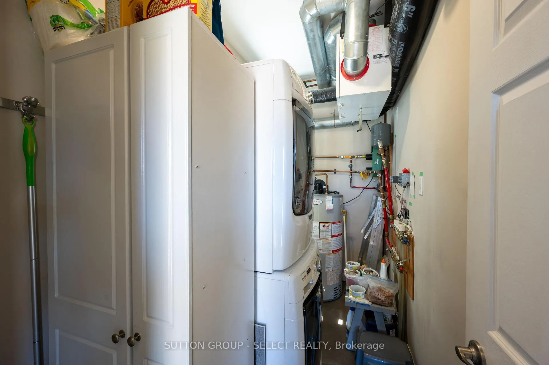 Photo 15 of 32 Robin Street, North Middlesex, Ailsa Craig — HOMEH