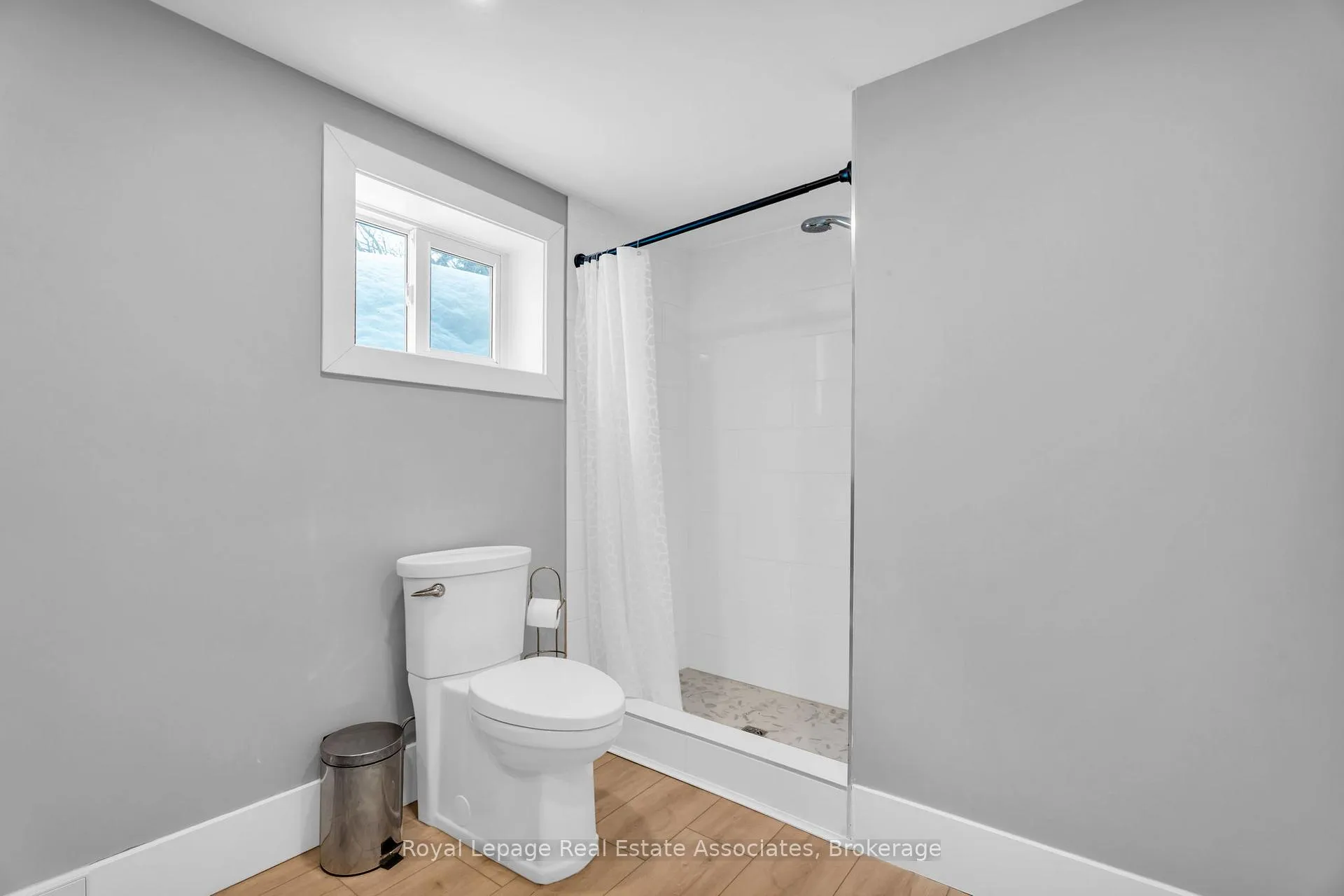Photo 30 of 112 Susan Street, Shelburne — HOMEH