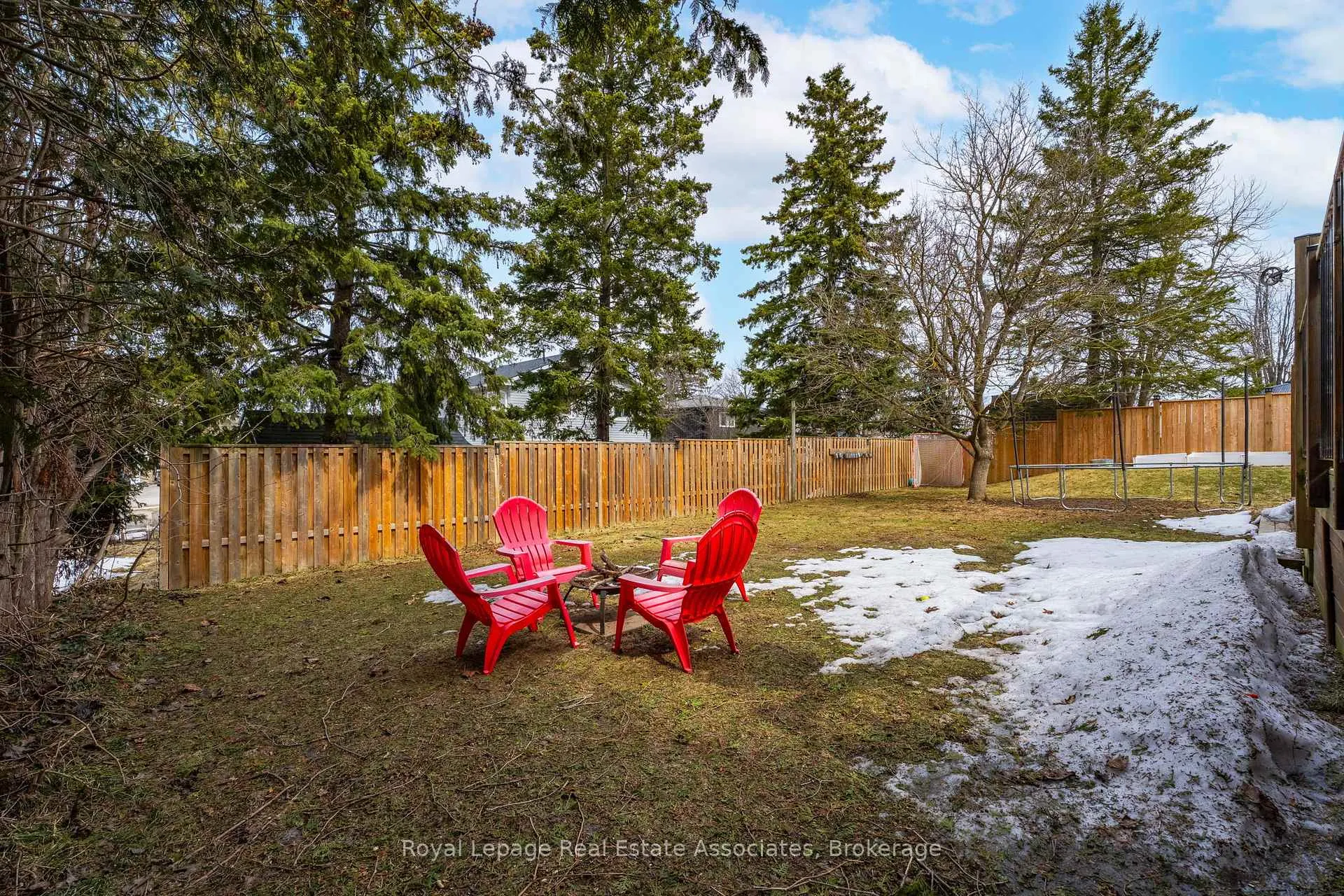Photo 33 of 112 Susan Street, Shelburne — HOMEH