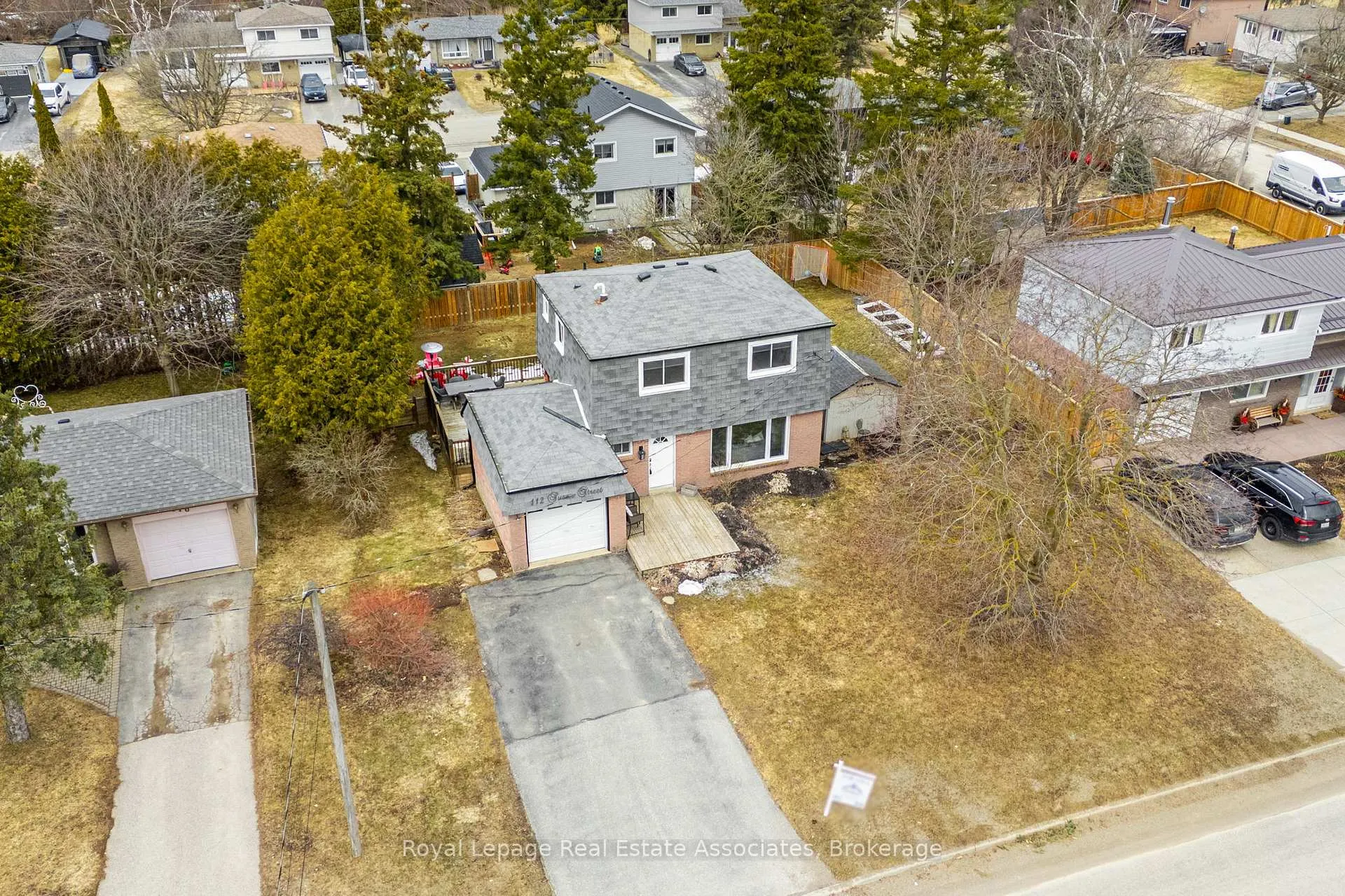 Photo 40 of 112 Susan Street, Shelburne — HOMEH