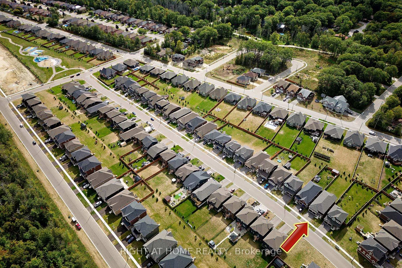 Photo 2 of 49 Simona Avenue, Wasaga Beach — HOMEH