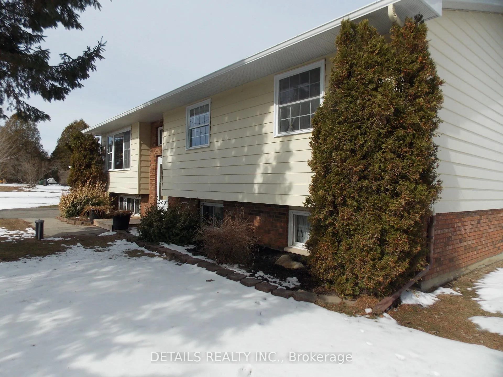 Photo 7 of 6 Cambridge Court, North Grenville, Kemptville — HOMEH