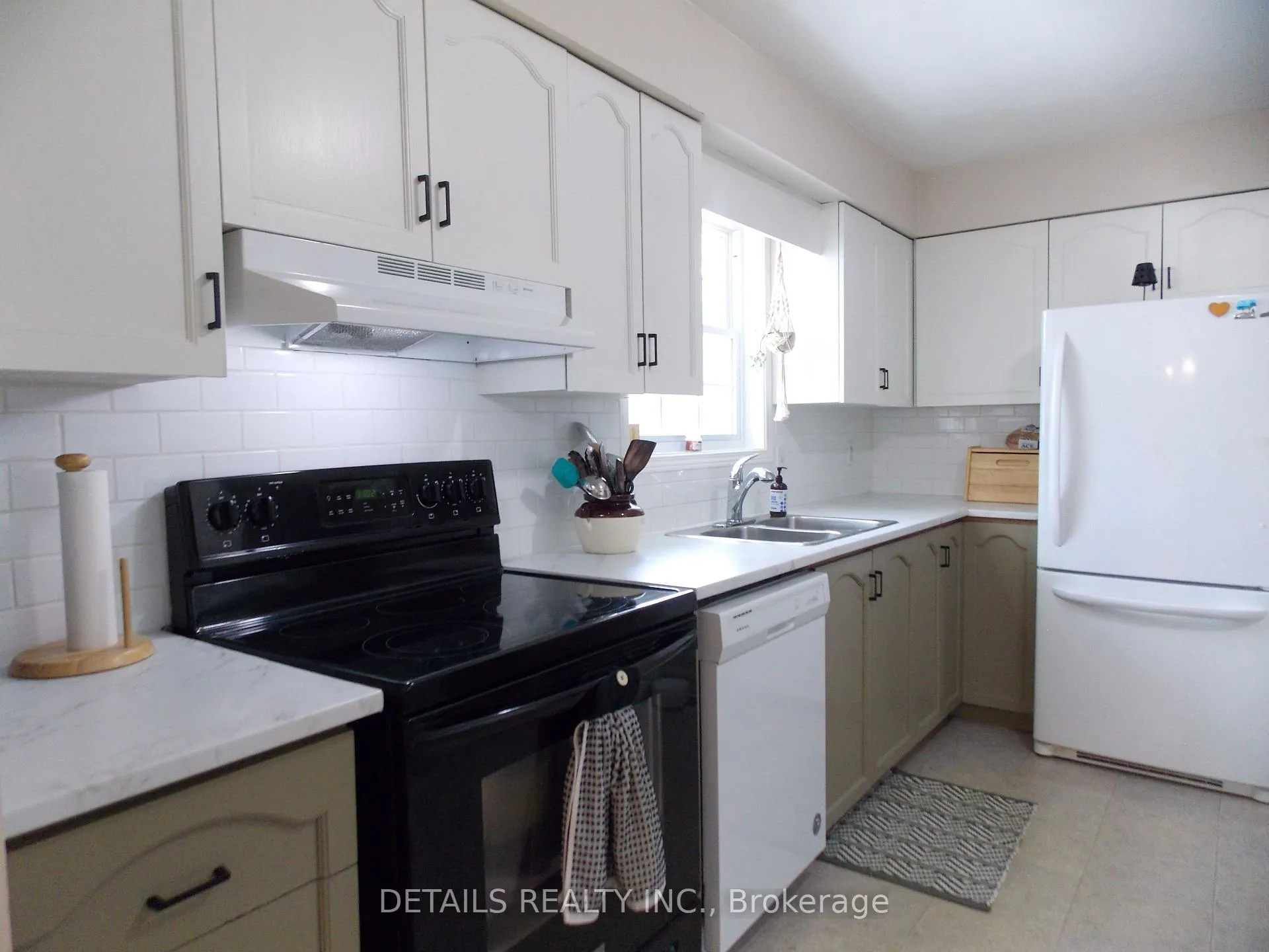 Photo 12 of 6 Cambridge Court, North Grenville, Kemptville — HOMEH