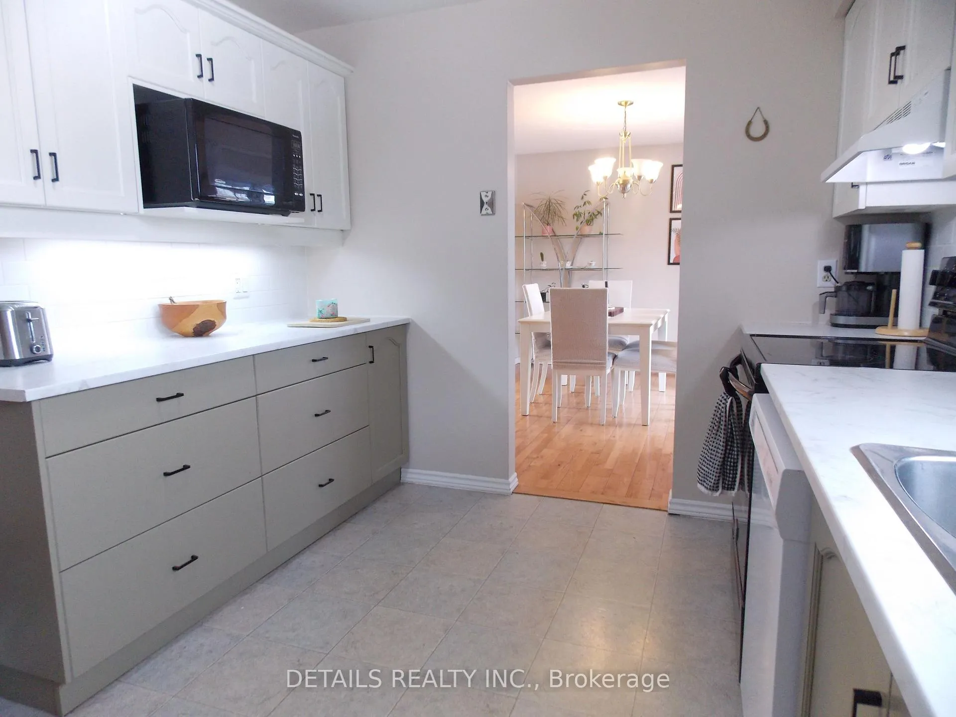 Photo 13 of 6 Cambridge Court, North Grenville, Kemptville — HOMEH