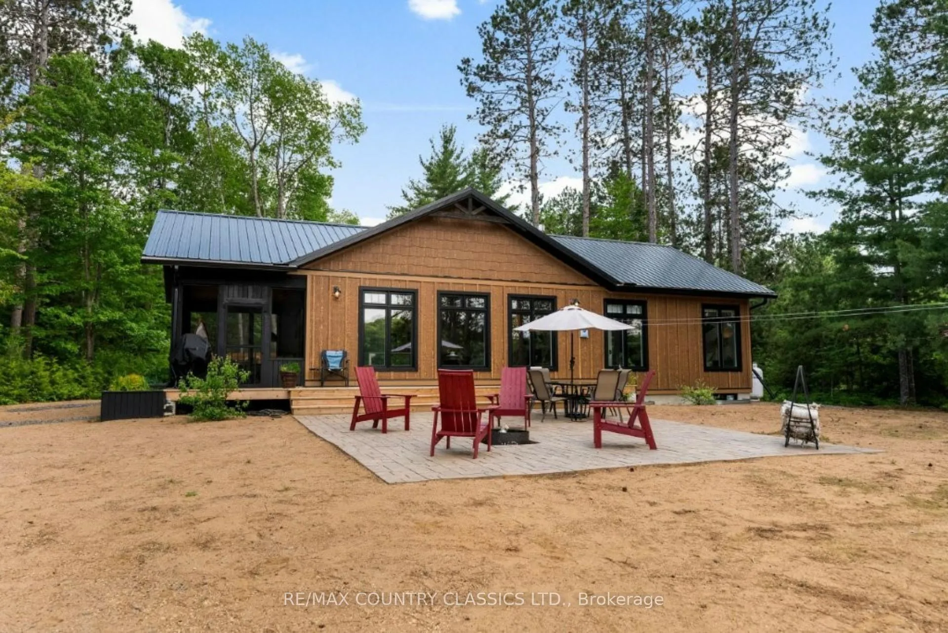 Photo 1 of 253 Grunwald Road, Madawaska Valley, Madawaska Valley — HOMEH
